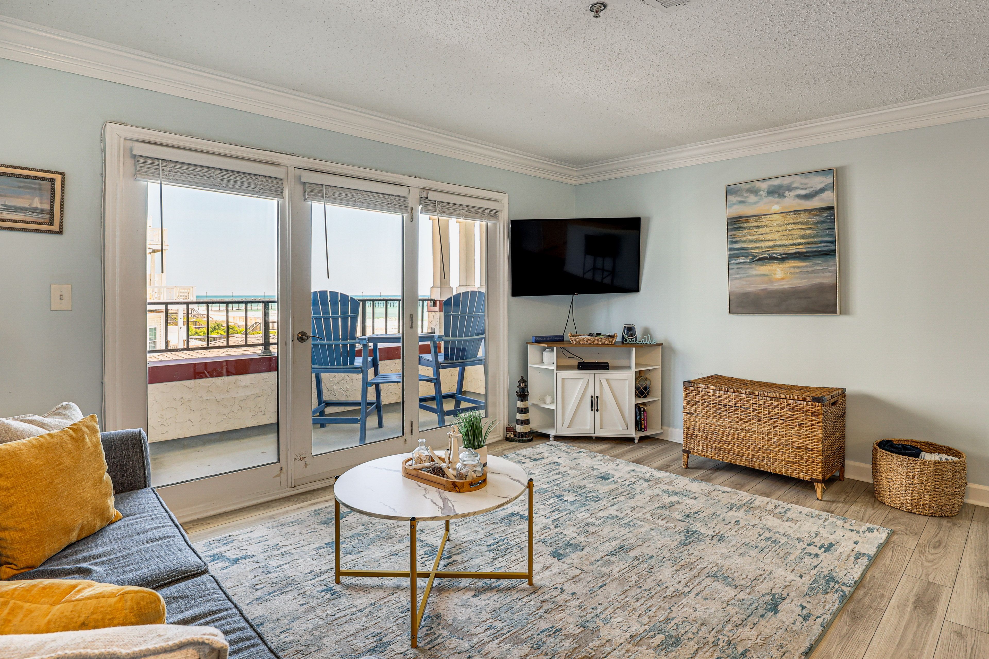 Living Room | Queen Sofa Sleeper | Main Floor | Central Air Conditioning