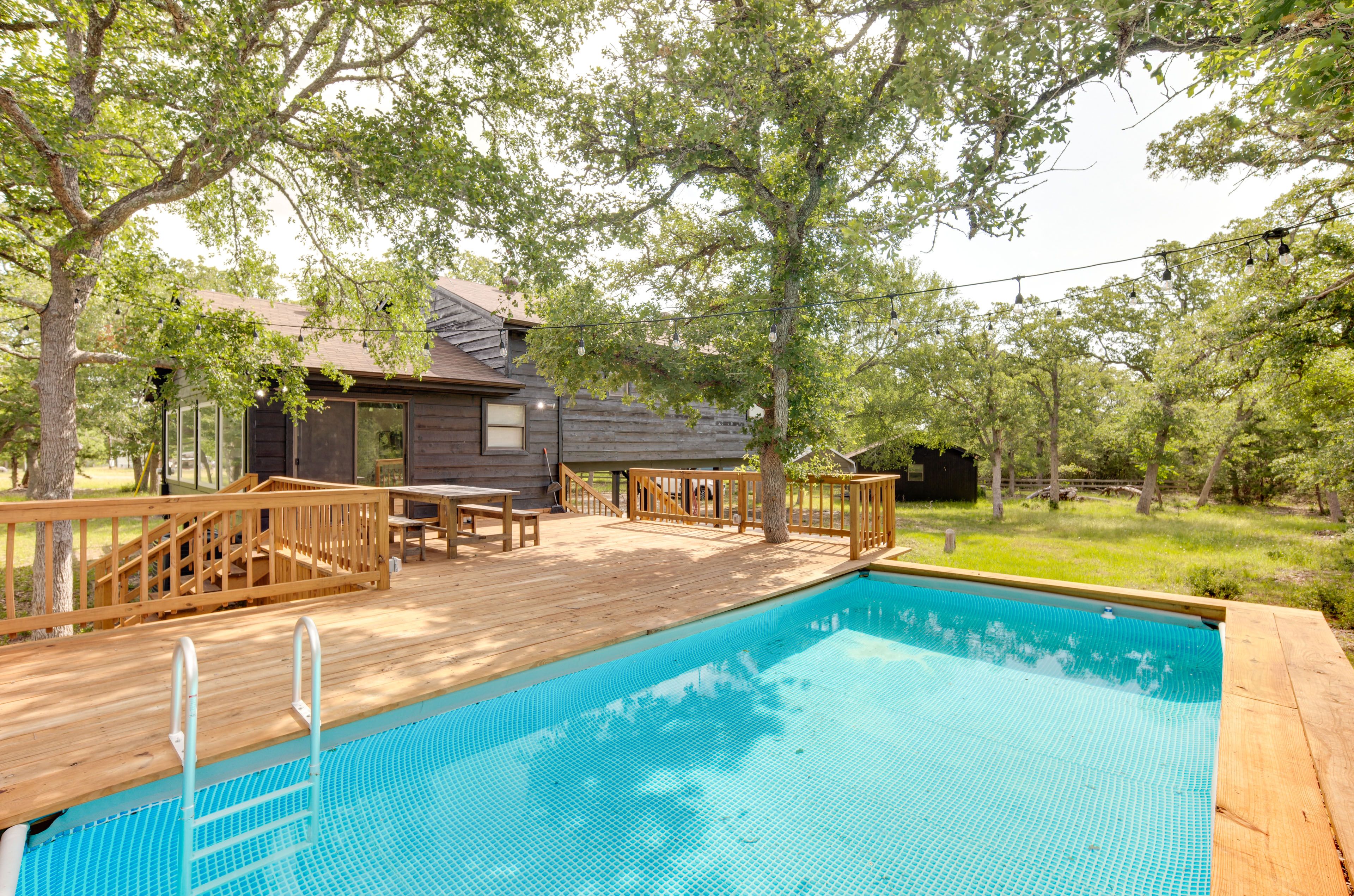 Seasonal Private Outdoor Pool (Available in Spring)