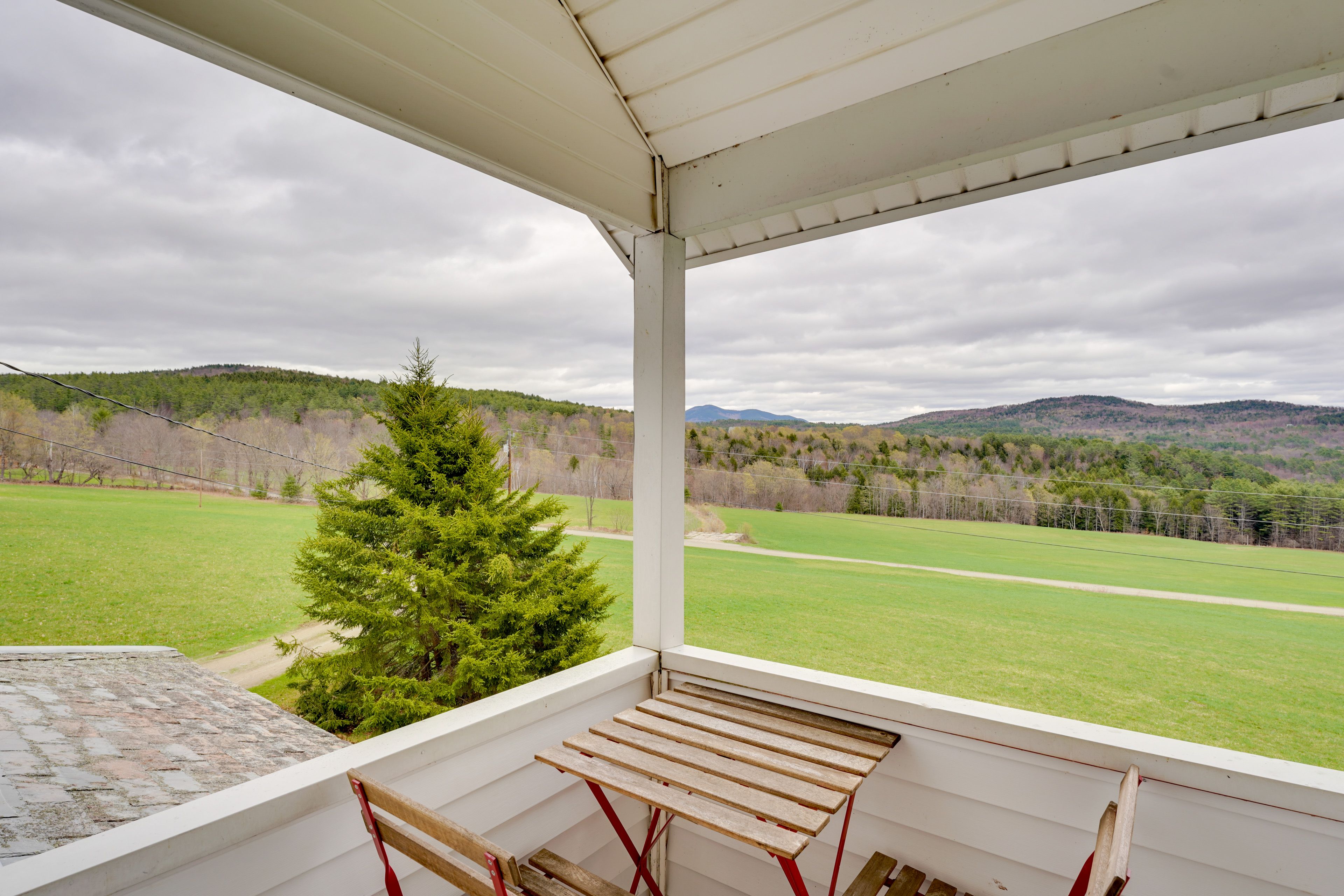 Second-Floor Balcony