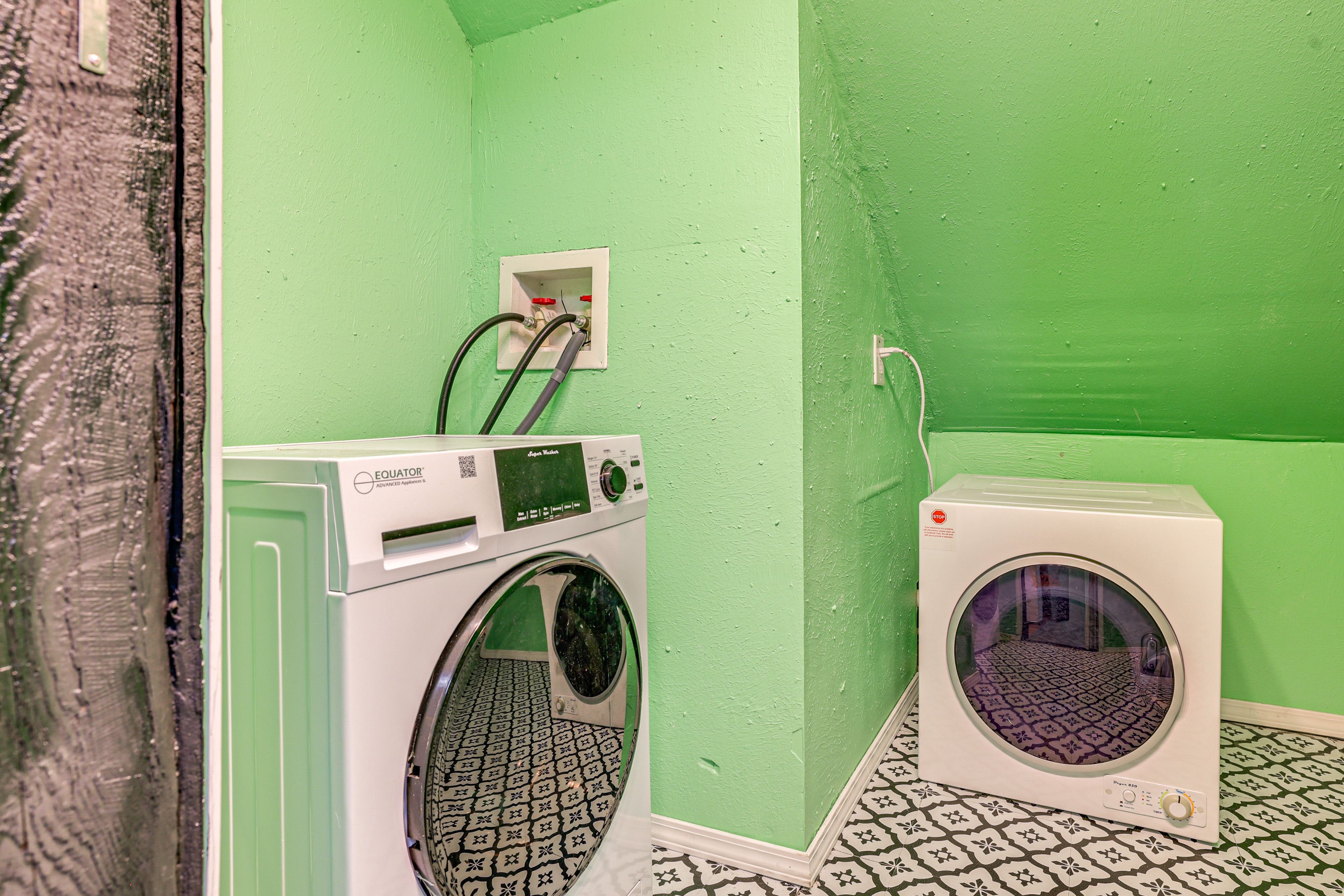 Laundry Area | Washer & Dryer