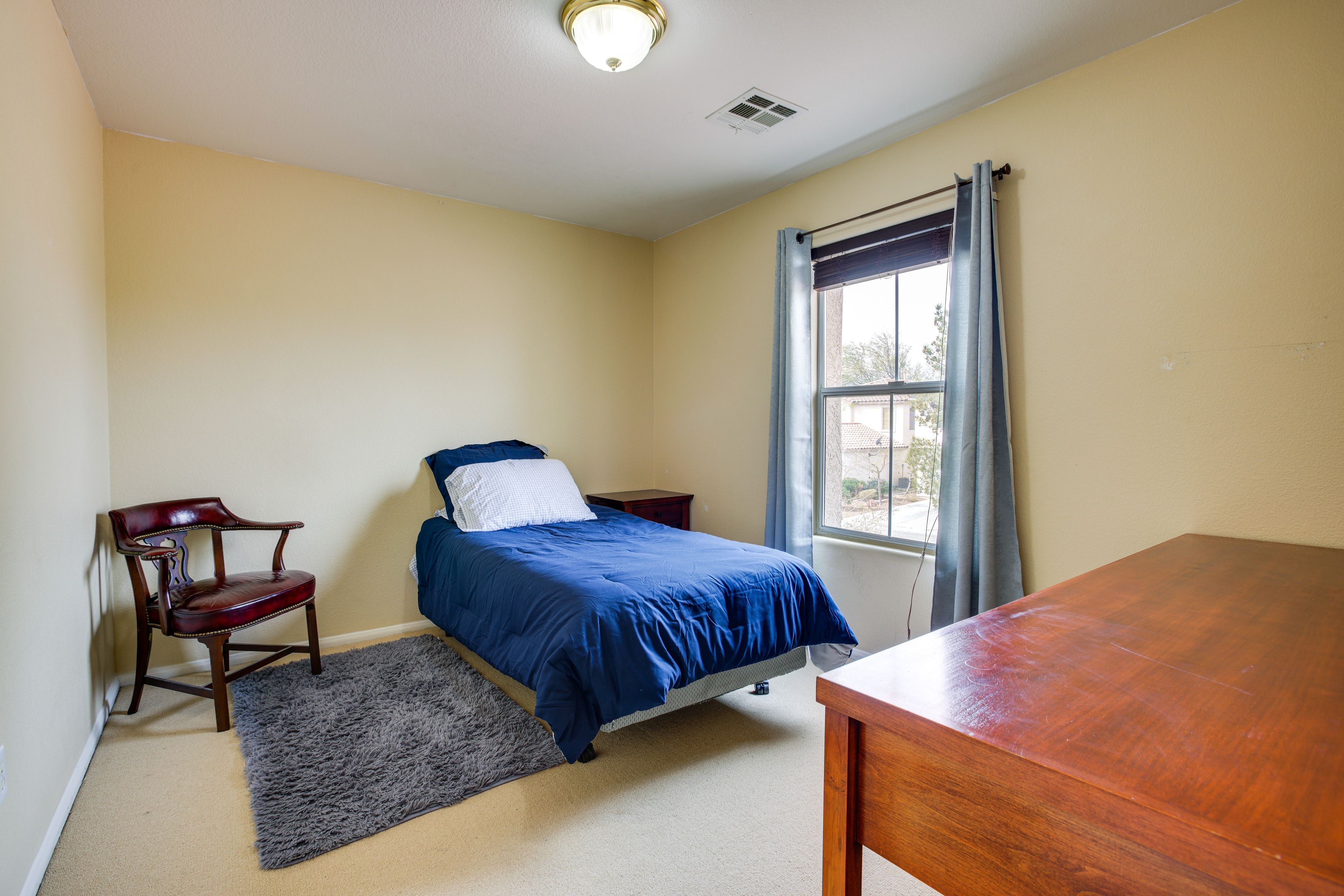 Bedroom 4 | Twin Bed | 2nd Floor
