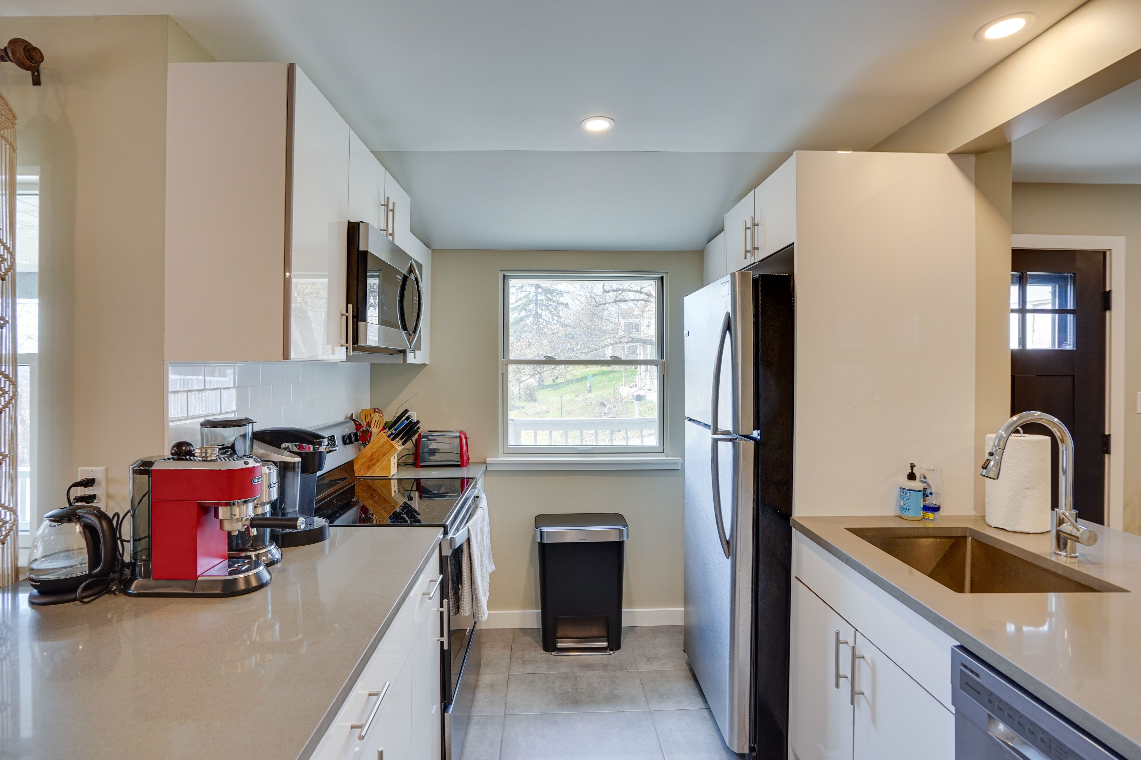 Kitchen | Pet Friendly w/ Fee | Free WiFi | Great Location
