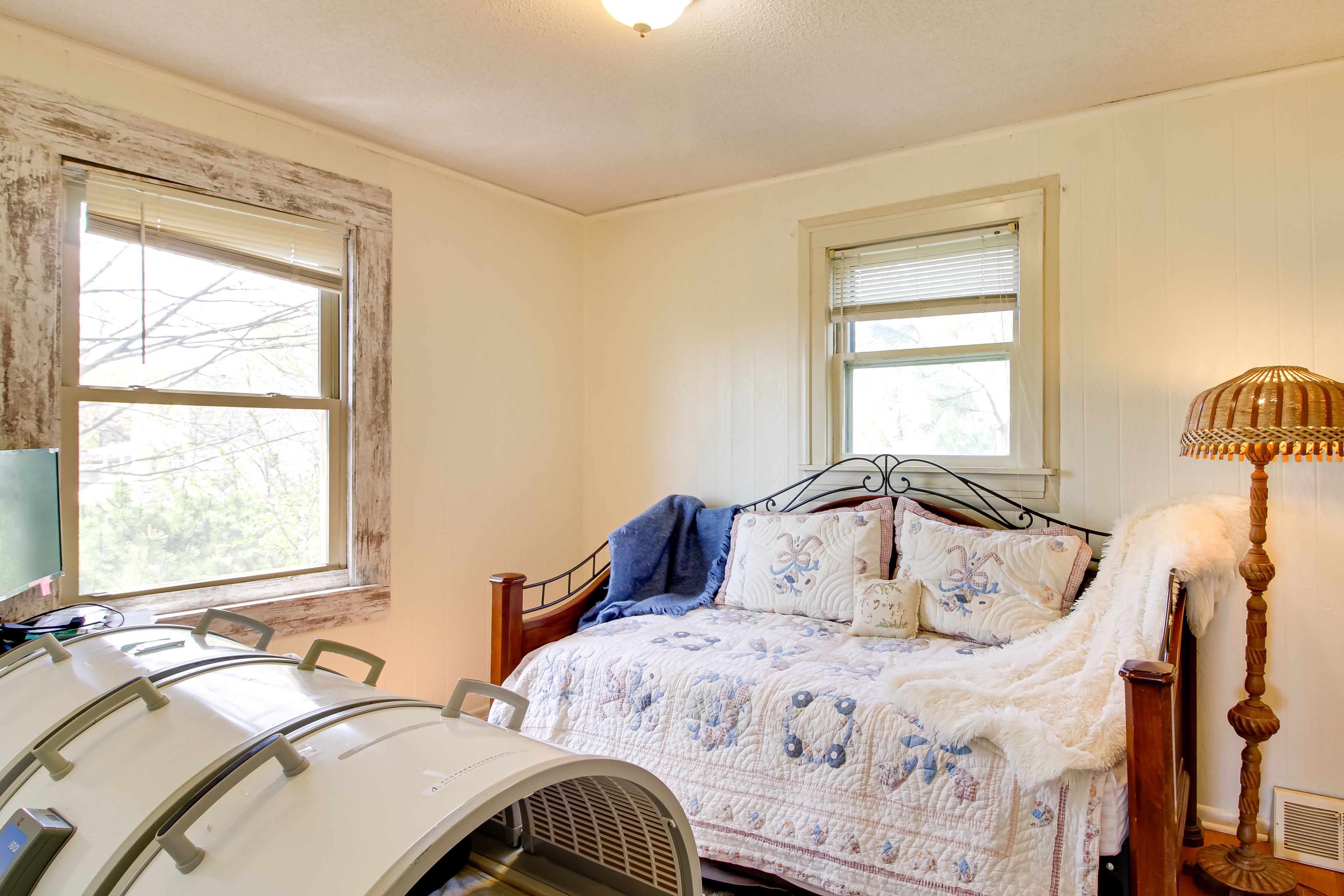 Bedroom 3 | Full Daybed | Infrared Spa | 2nd Floor