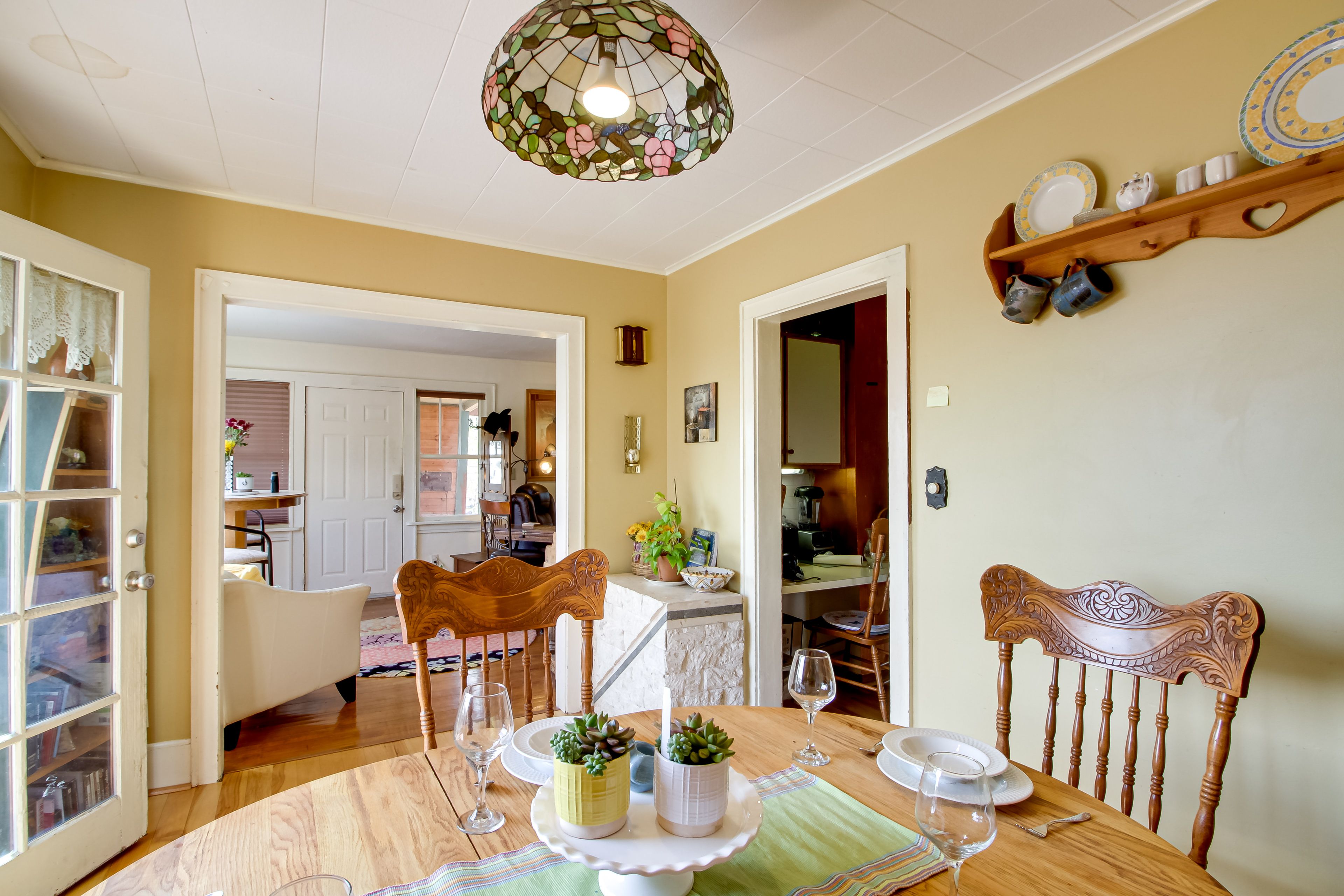Dining Area | 1st Floor
