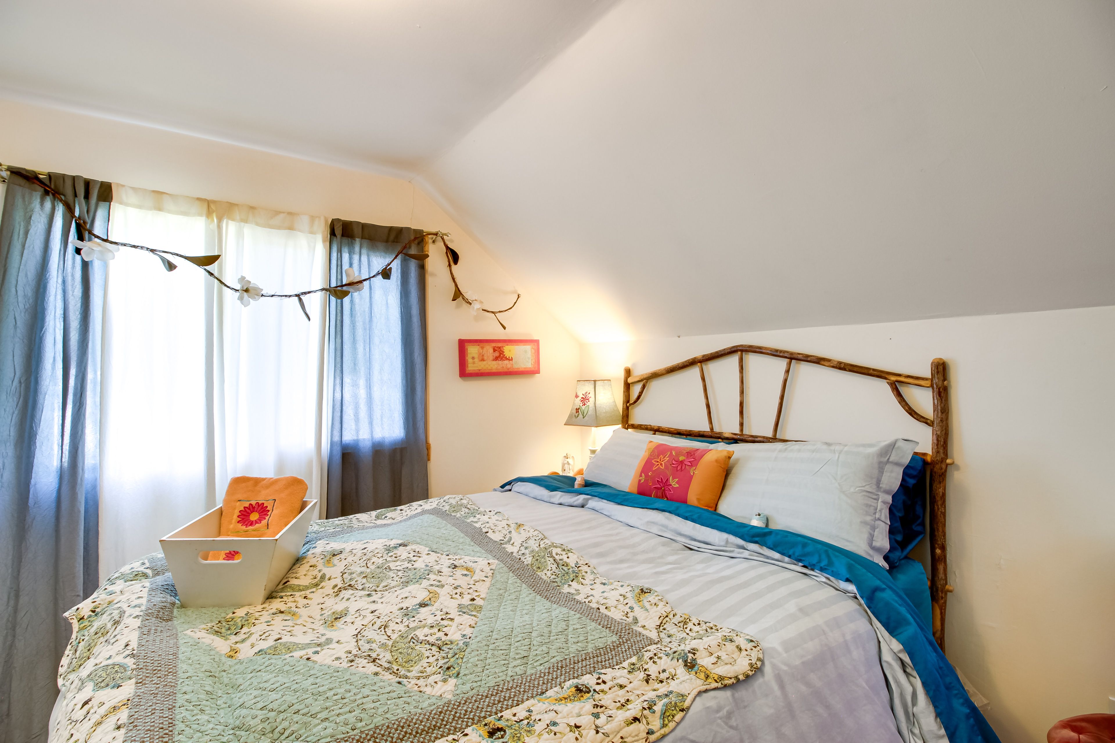 Bedroom 4 | Queen Bed | 2nd Floor