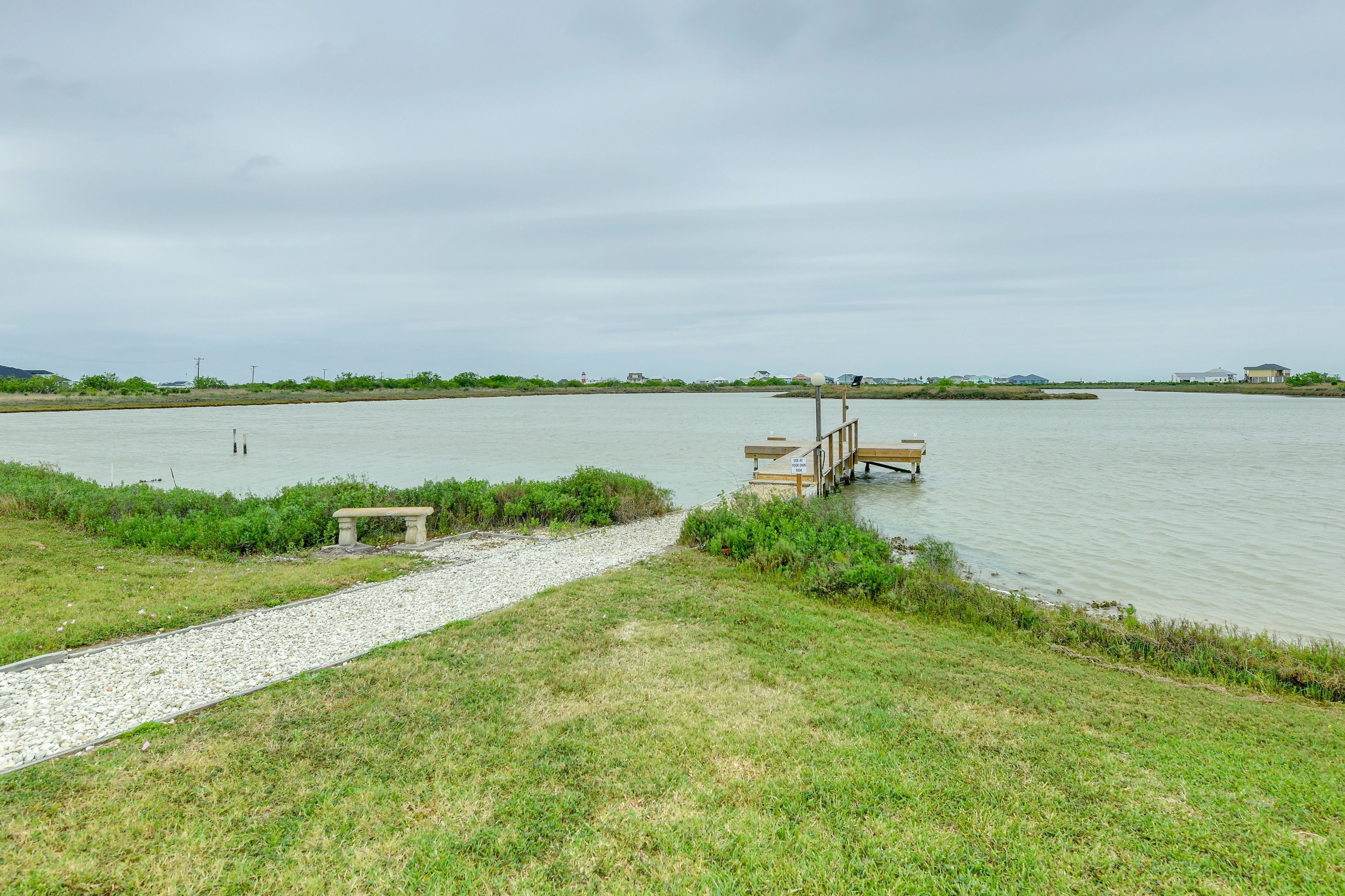 Cape Velero Villas Amenities | Fishing Pier