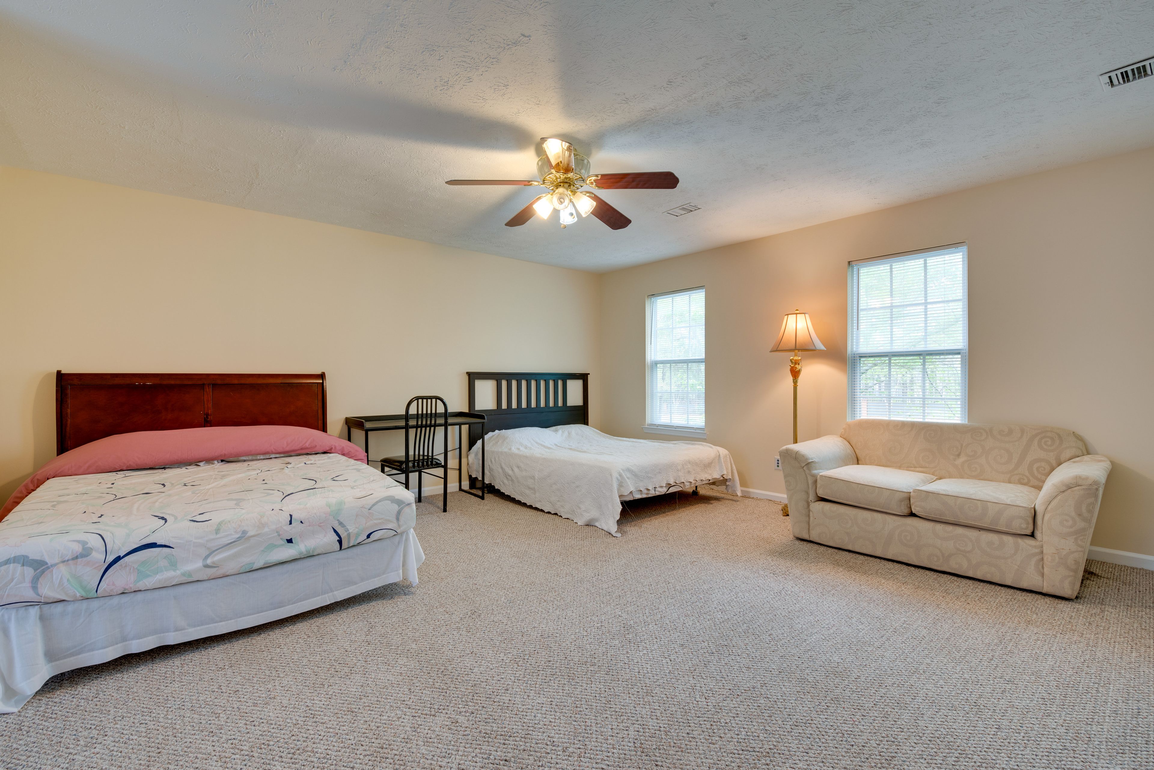 Bedroom 4 | 2 Queen Beds