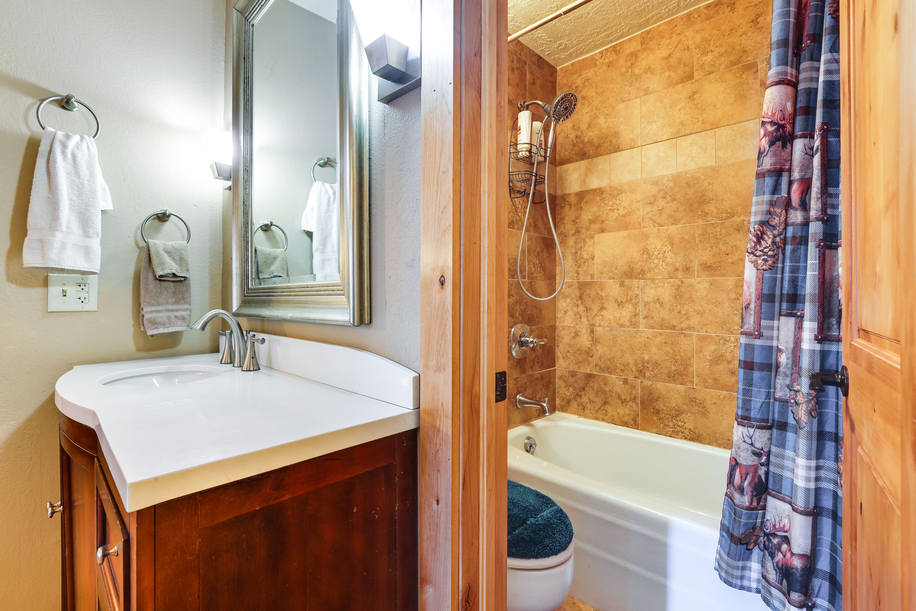 Full Bathroom