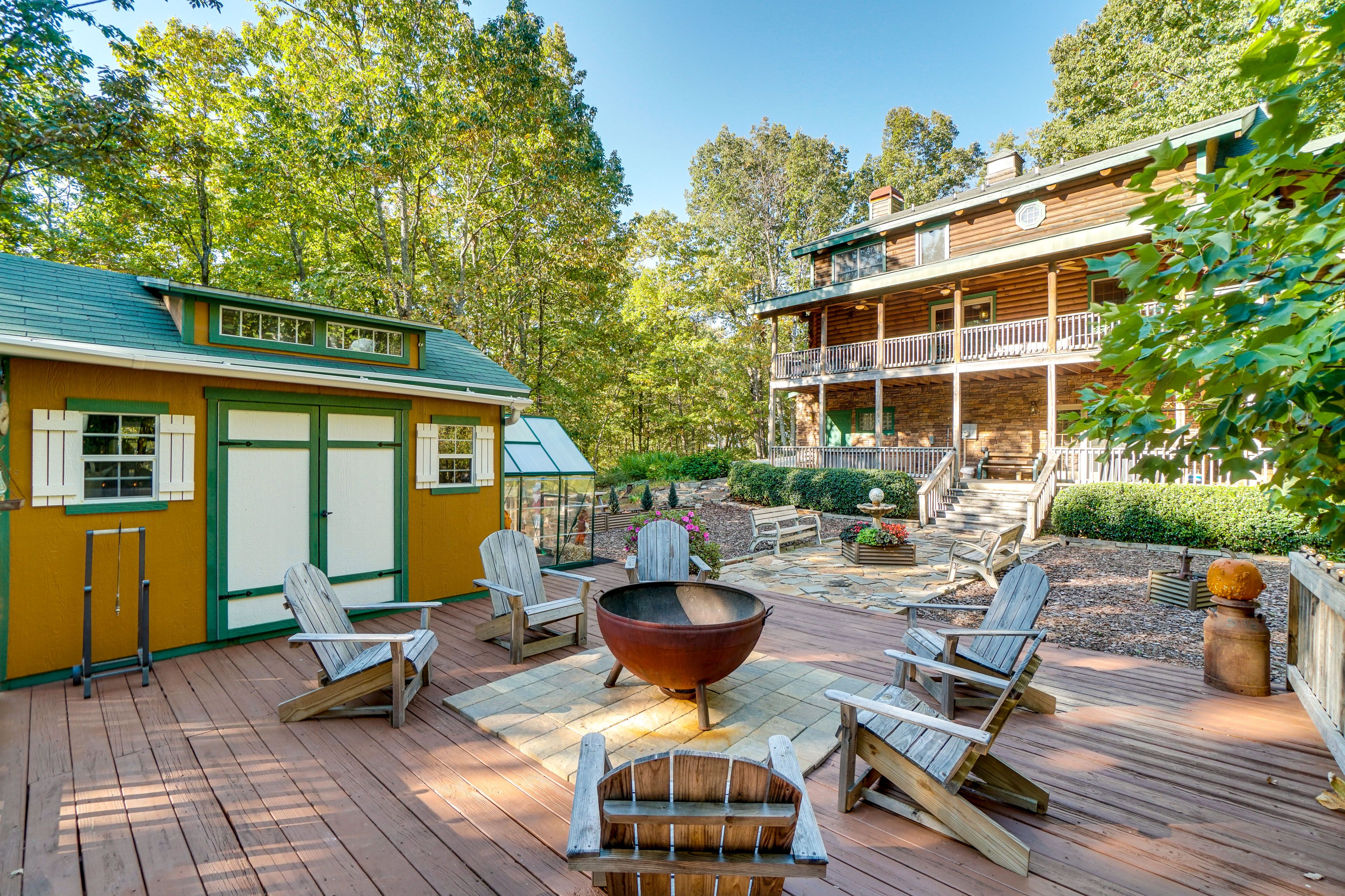 Deck | Fire Pit