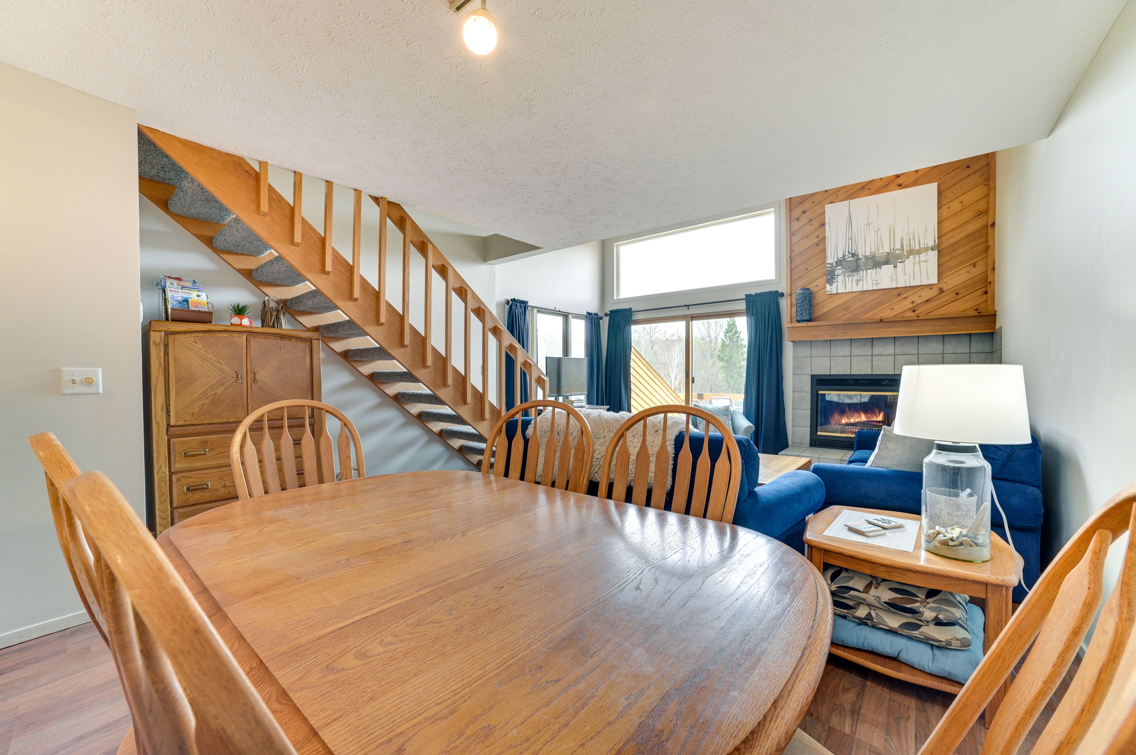 Dining Area | 1st Floor | Dishware/Flatware Provided | Free WiFi