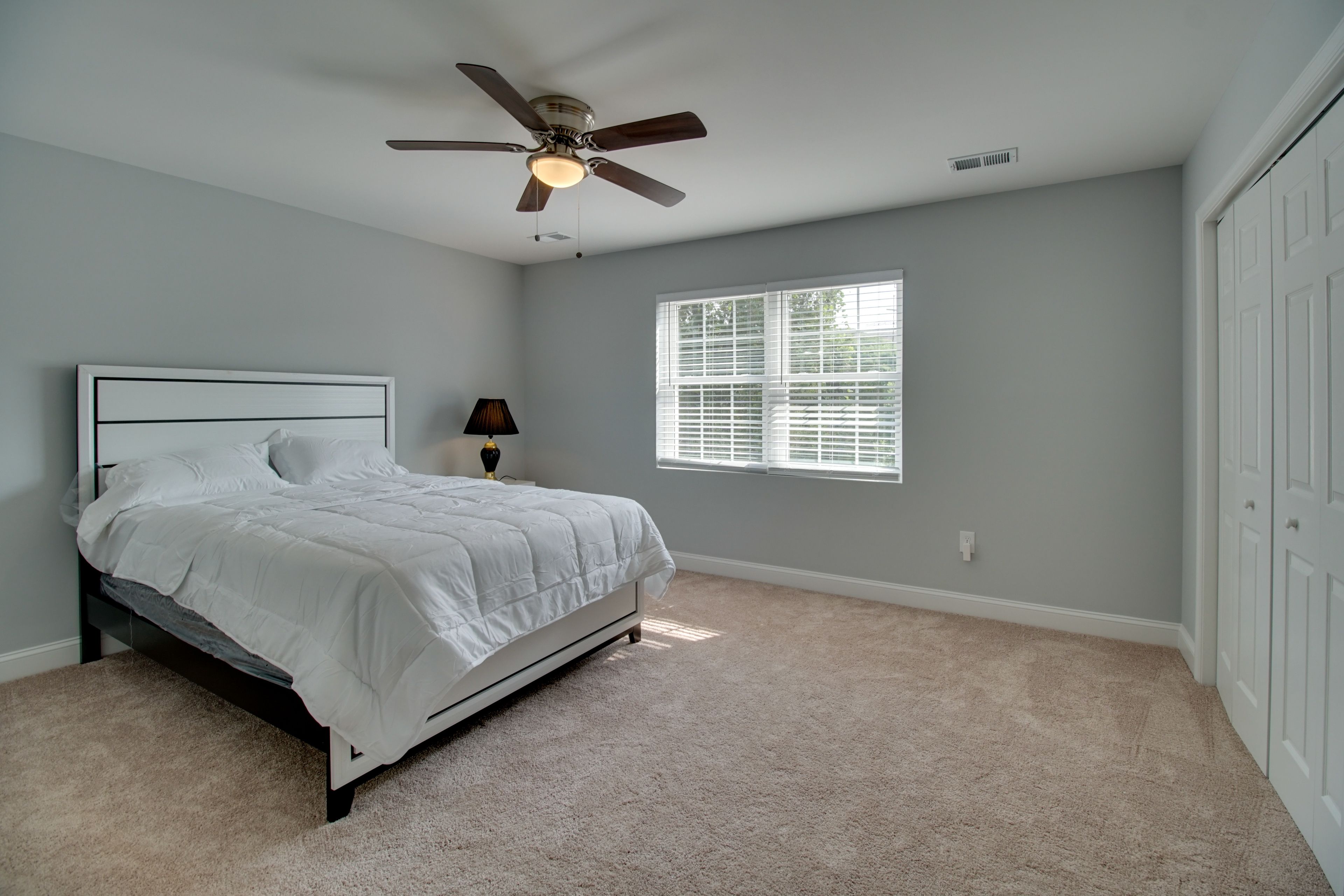 Bedroom 3 | Queen Bed