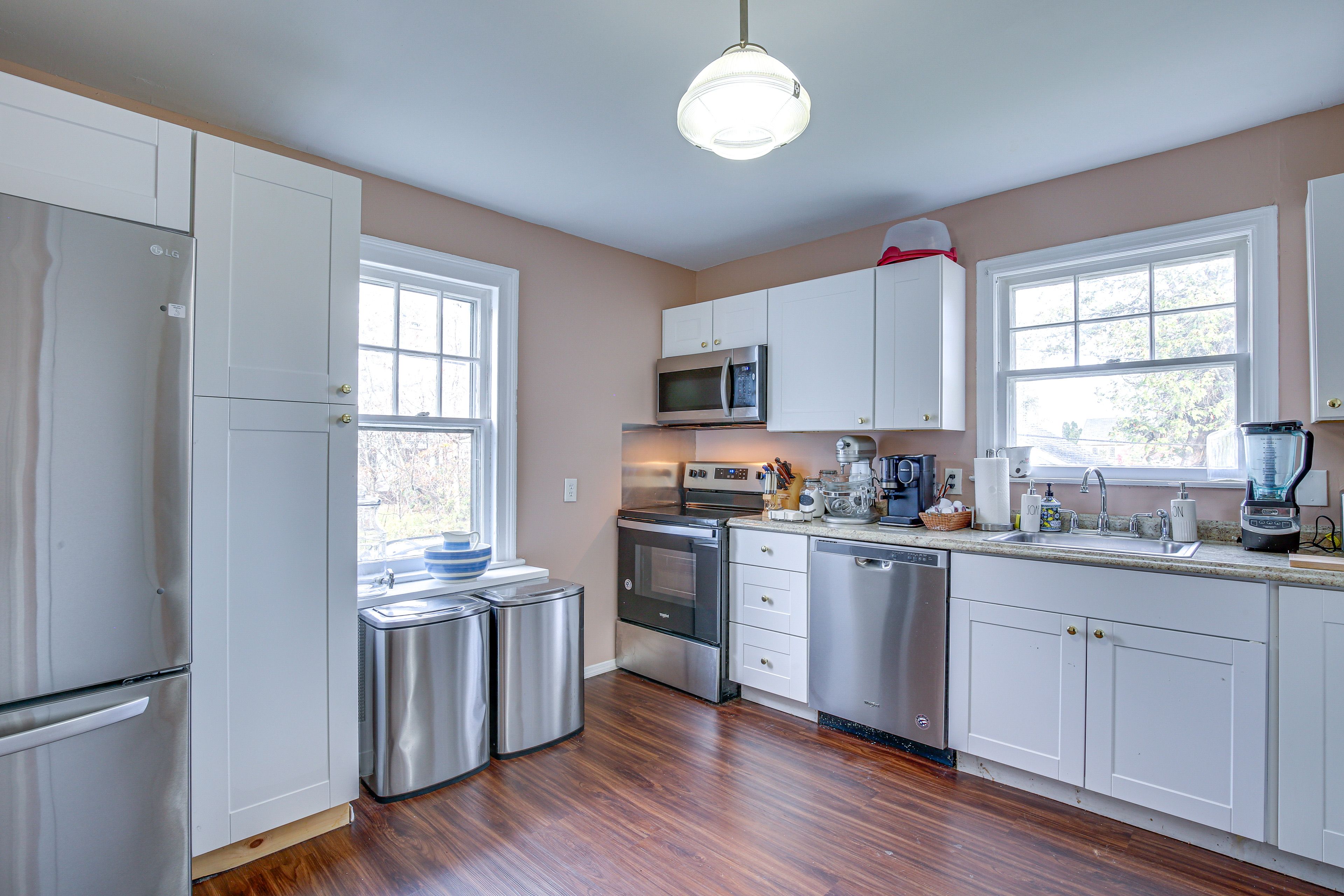 Kitchen | Cooking Basics | Coffee Maker | Paper Towels/Trash Bags Provided