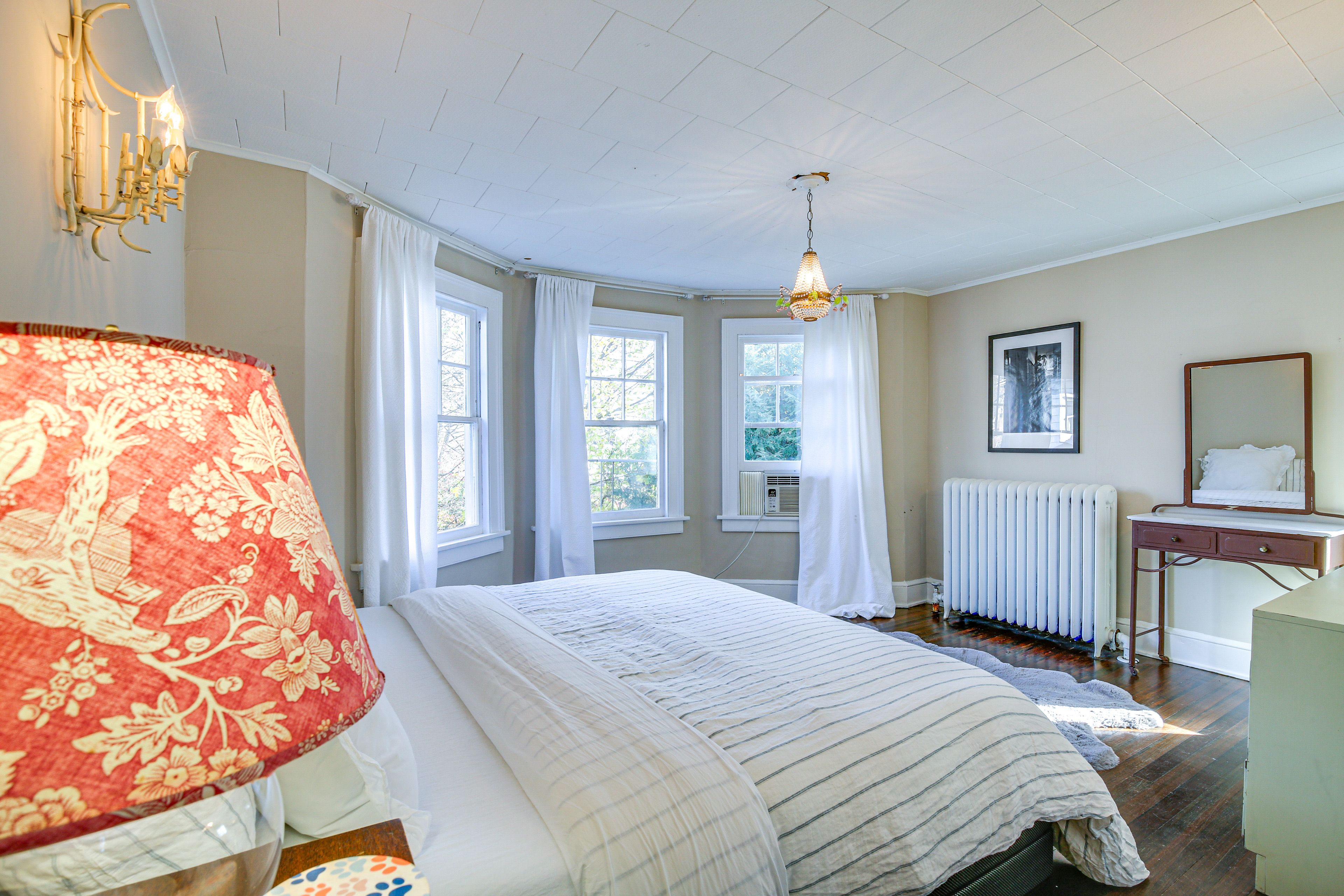 Bedroom 4 | King Bed