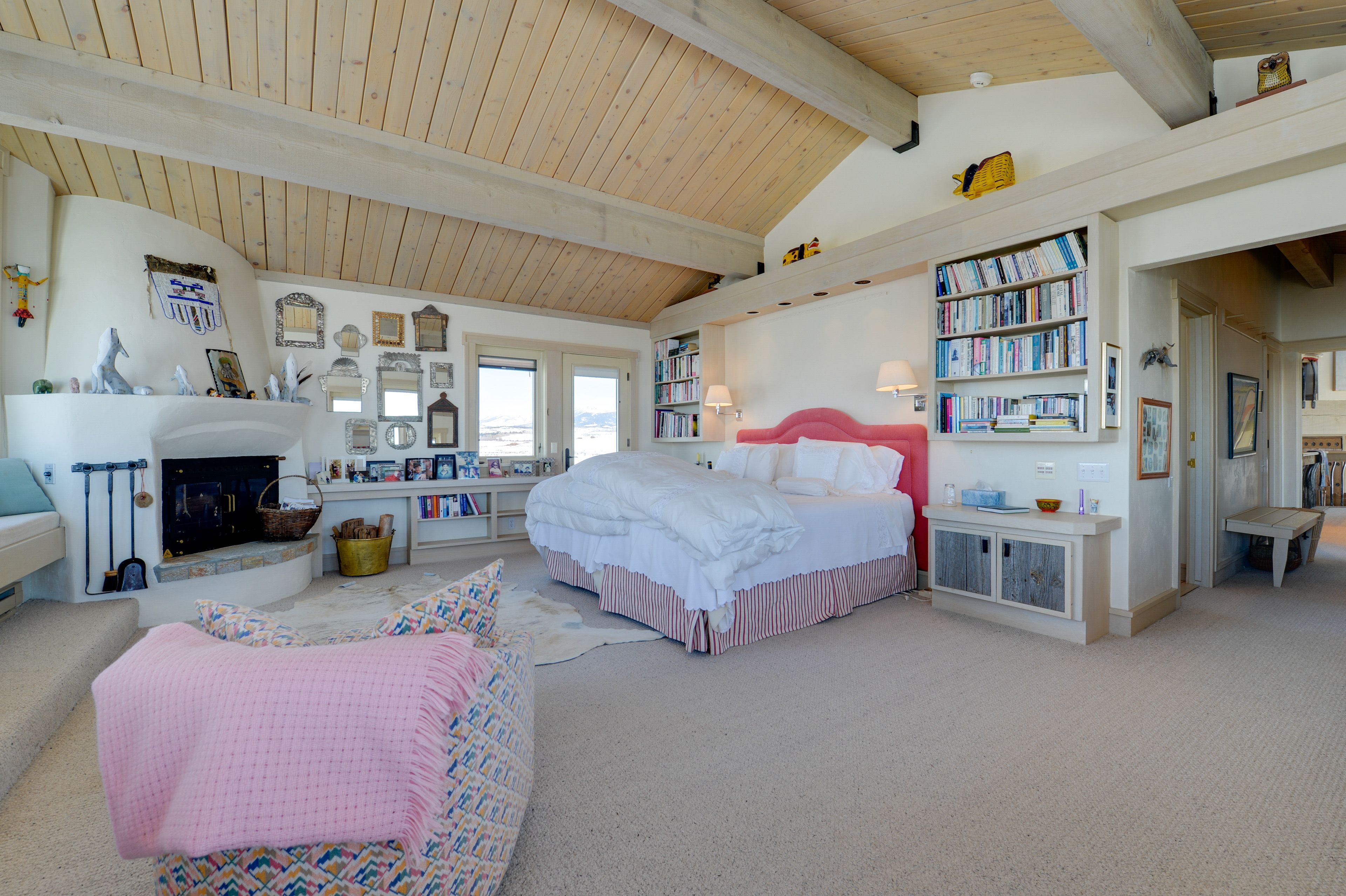 Bedroom Suite 1 | 2 Twin Beds | Fireplace (Decorative) | Access to Deck