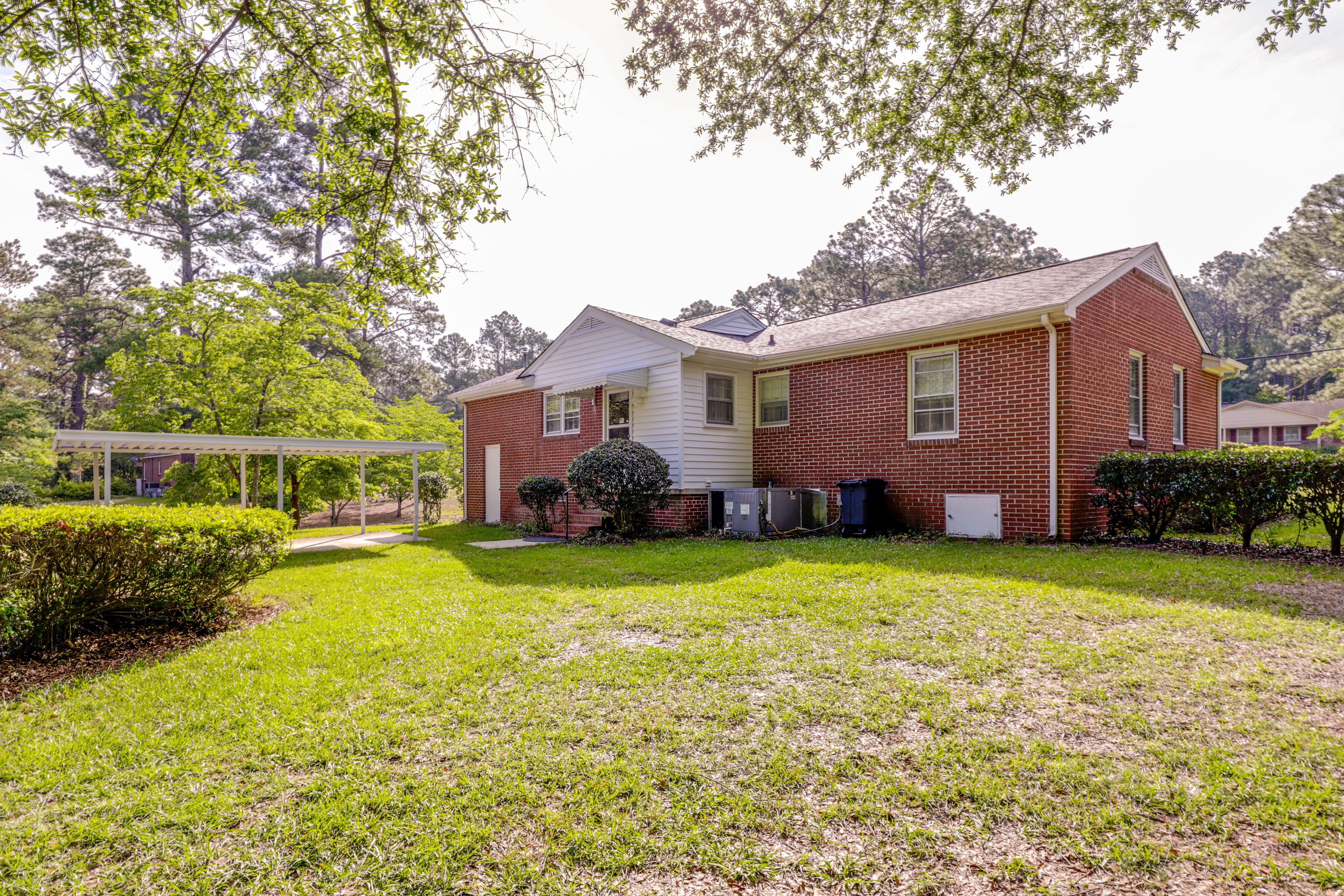 House Exterior | Gas Grill | Private Yard