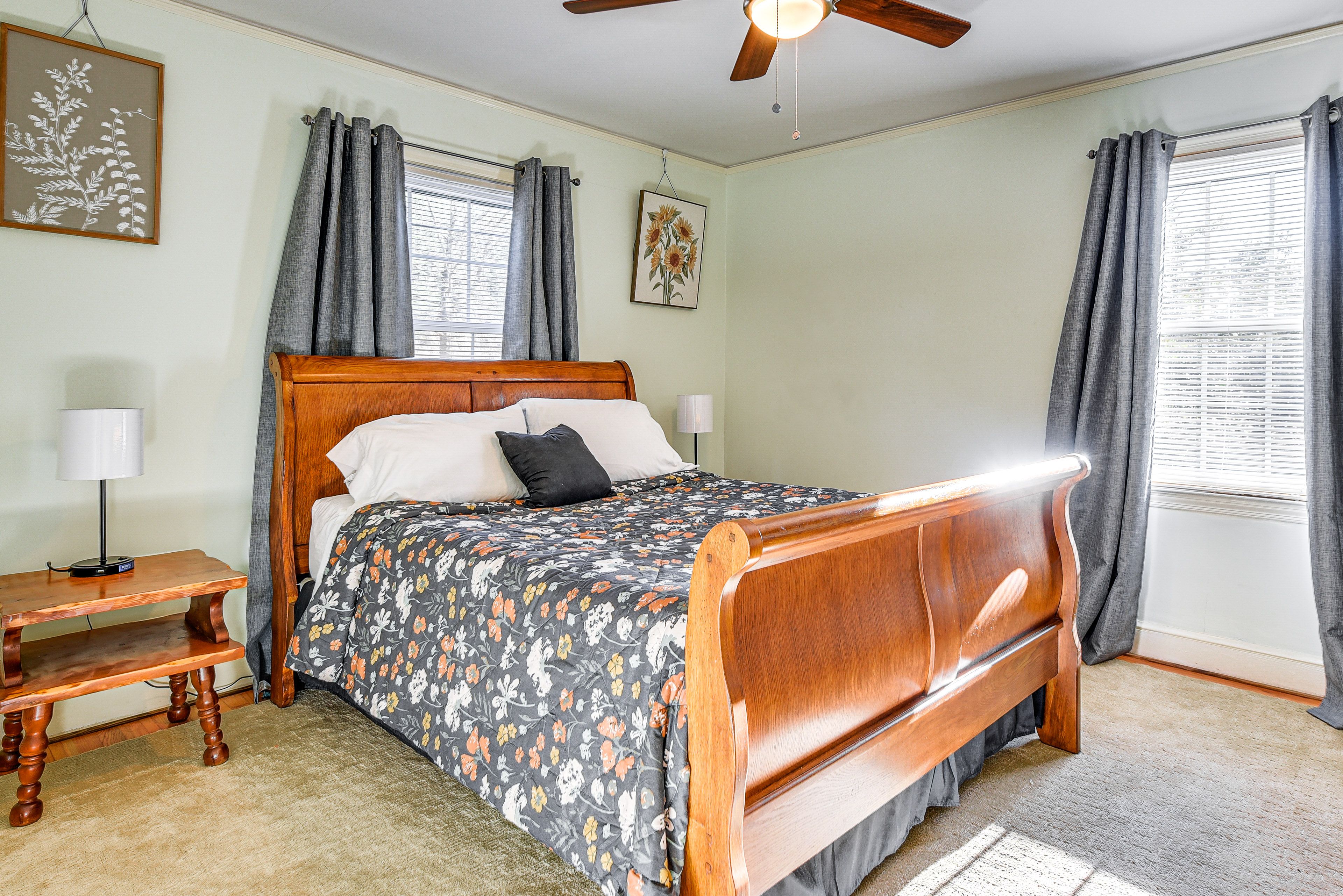 Bedroom 3 | Full Bed | Smart TV