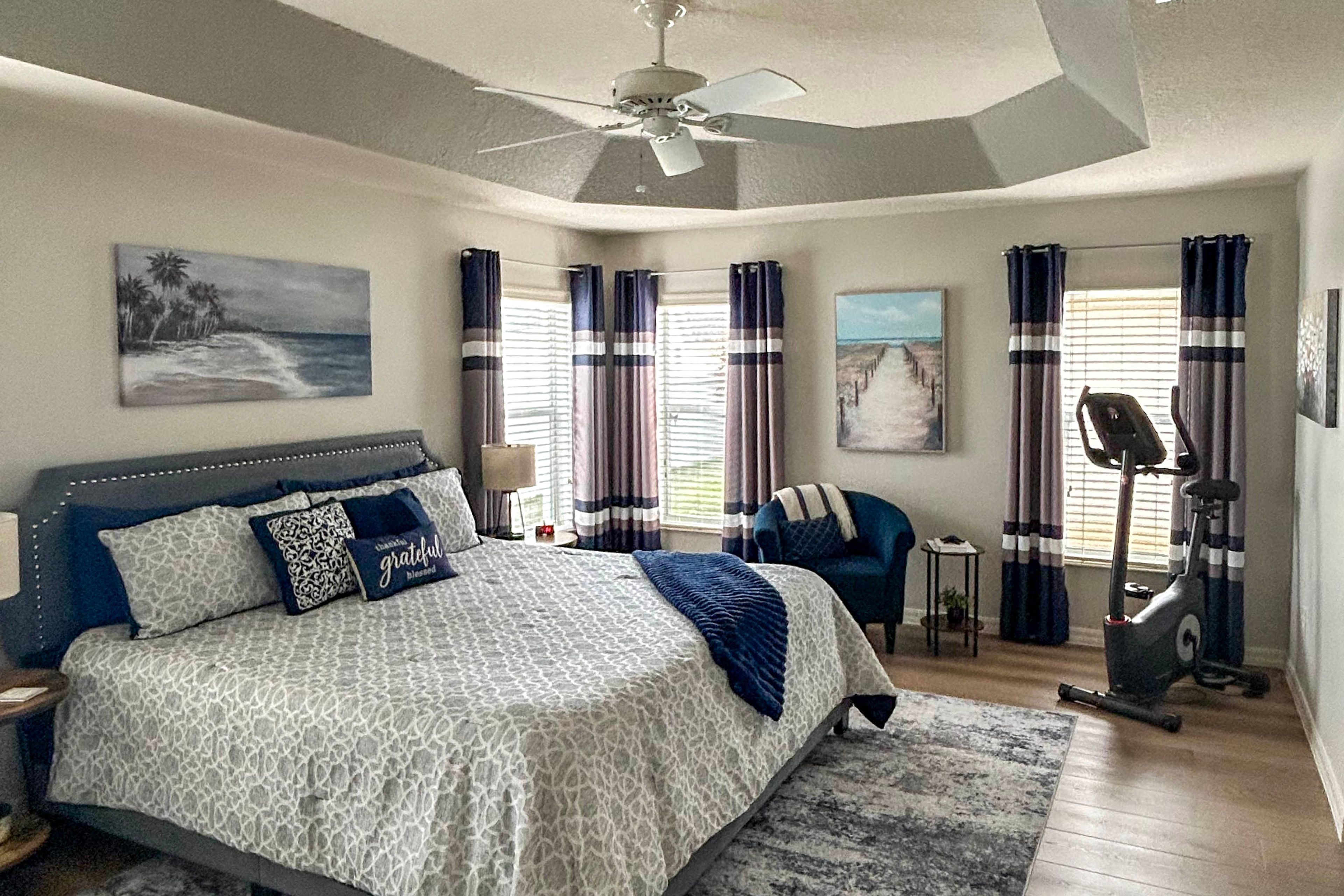 Bedroom 1 | King Bed | Smart TV w/ Cable