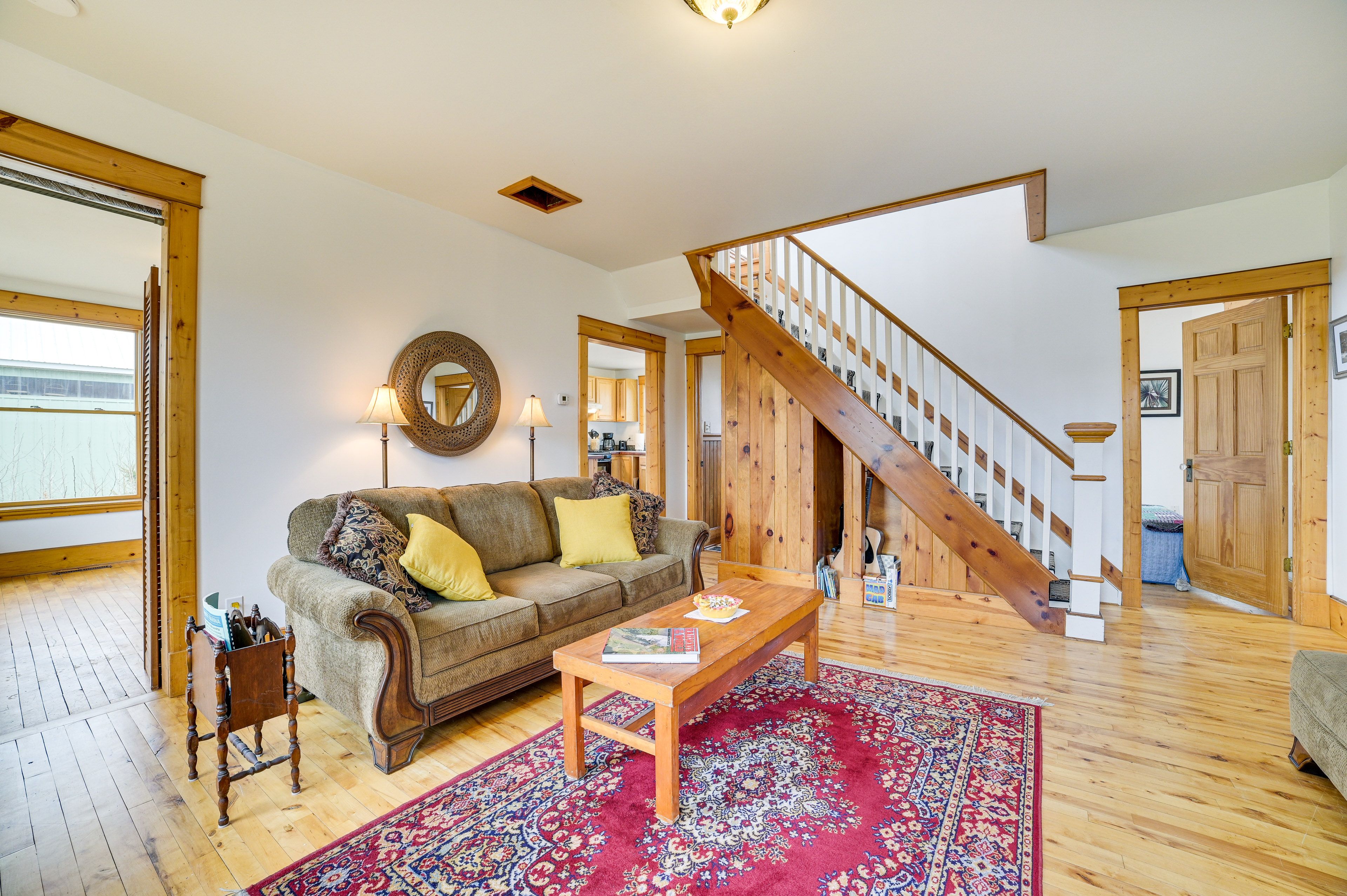 Living Room | 1st Floor | Roku Smart TV | Free WiFi