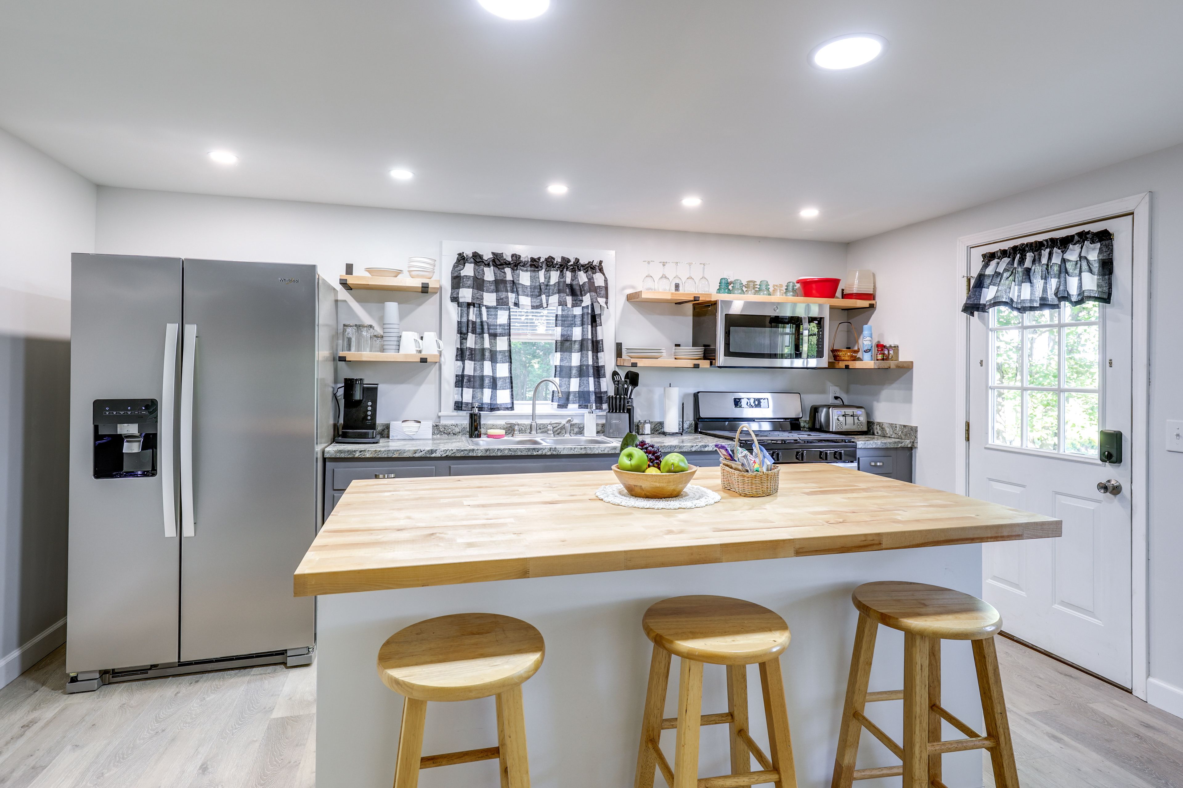Kitchen | Bar Seating