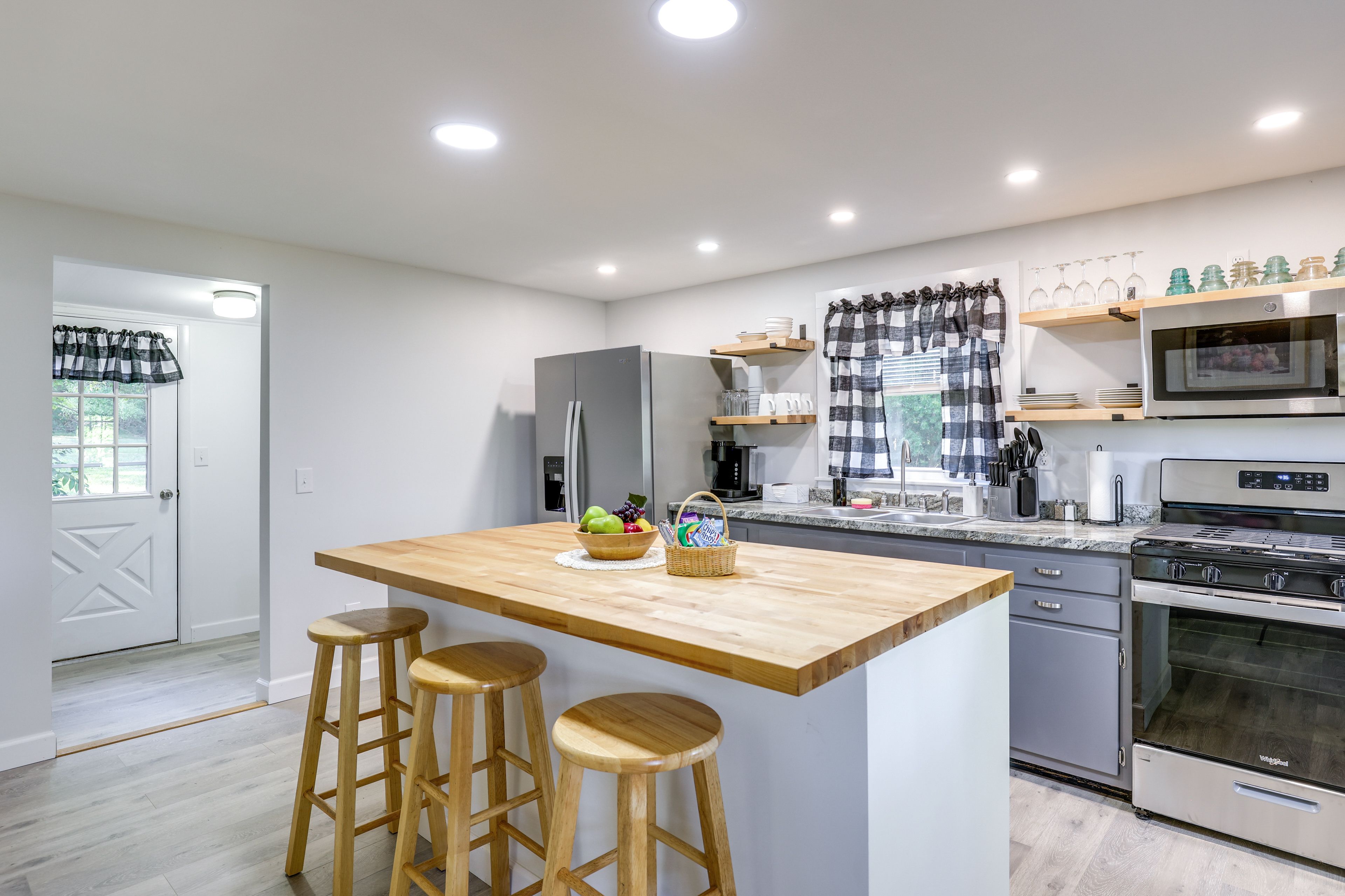 Kitchen | Keurig Coffee Maker