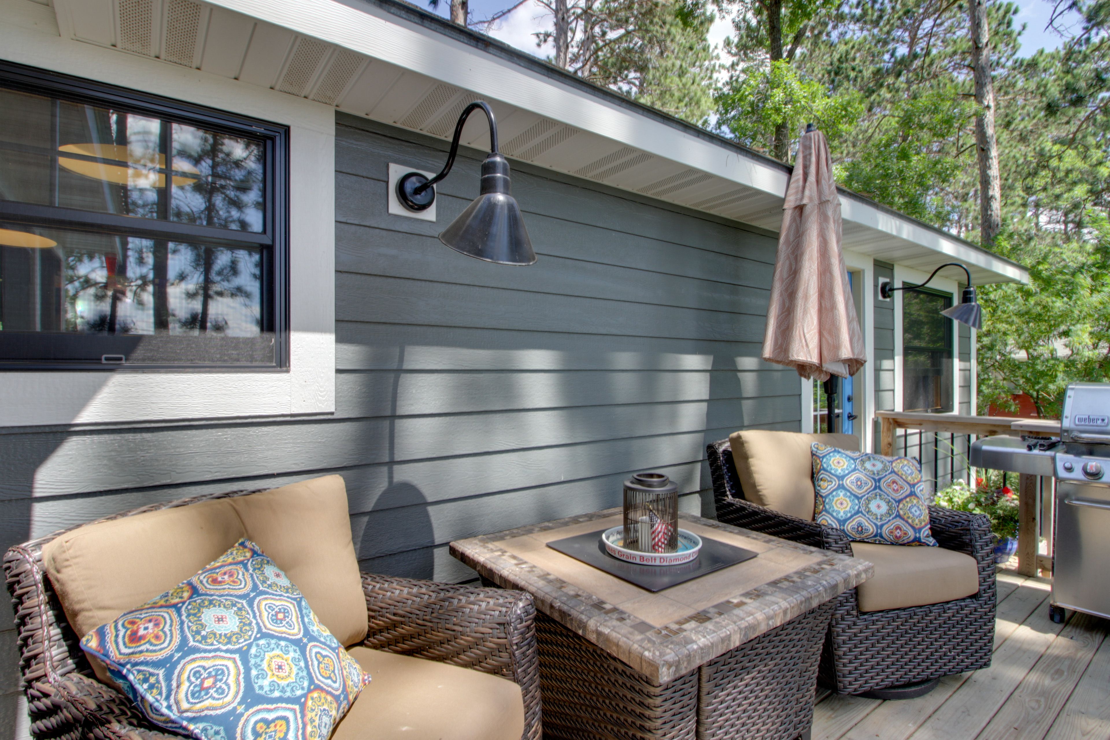 Deck | Gas Grill | Screened Porch | Lake Access