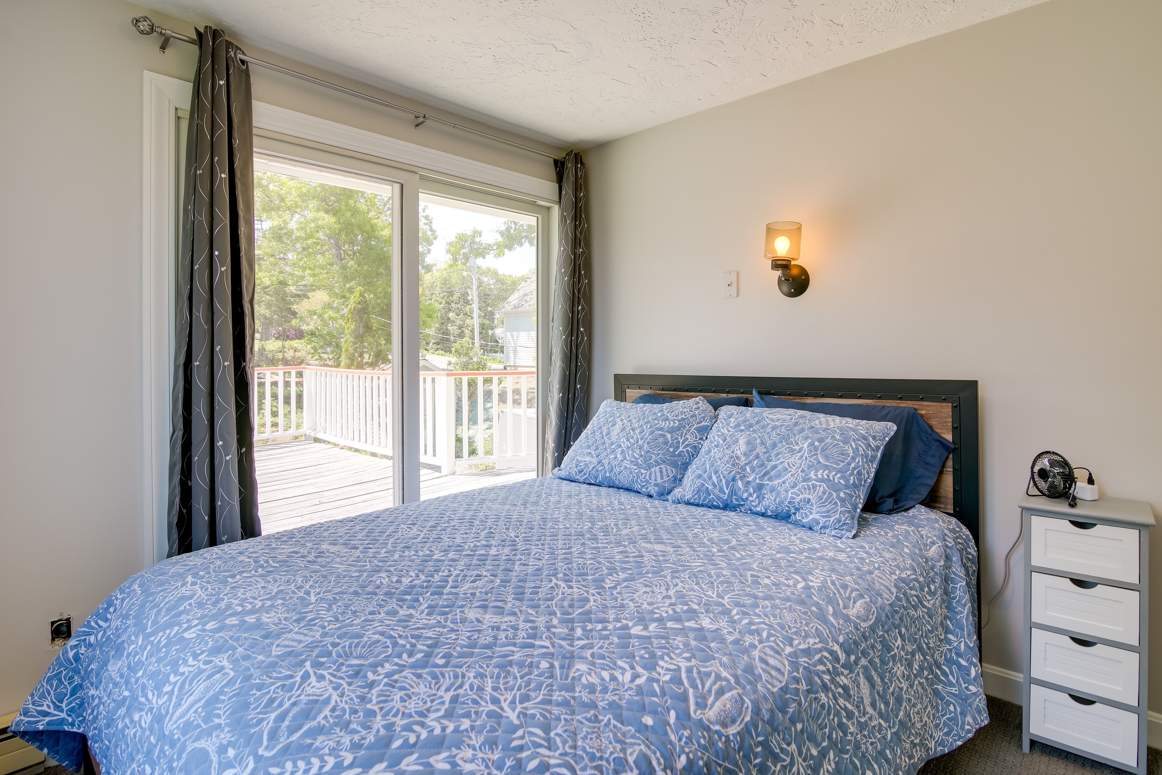 Bedroom 2 | 2nd Floor | Queen Bed | Front Deck Access