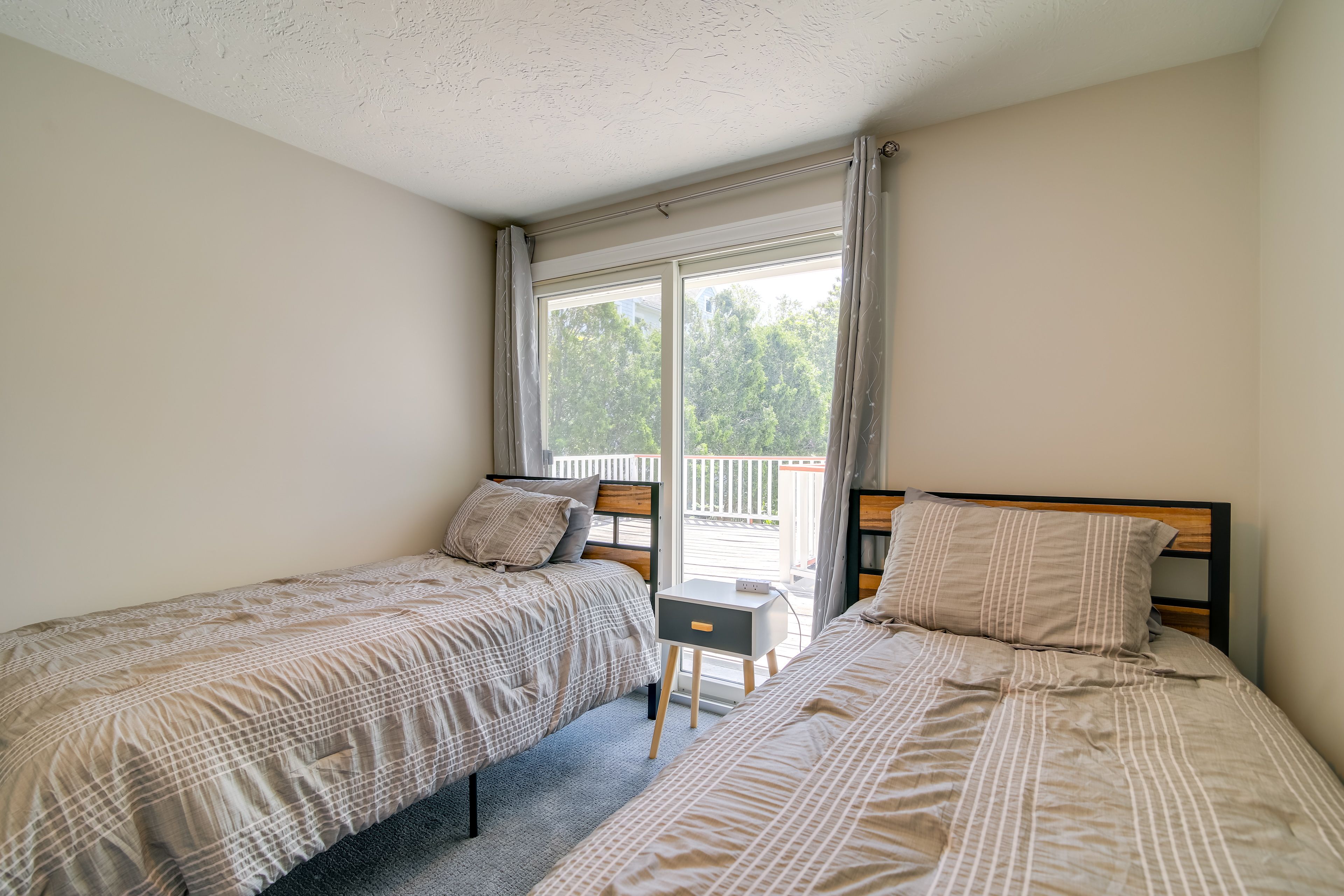 Bedroom 3 | 2nd Floor | 2 Twin Beds