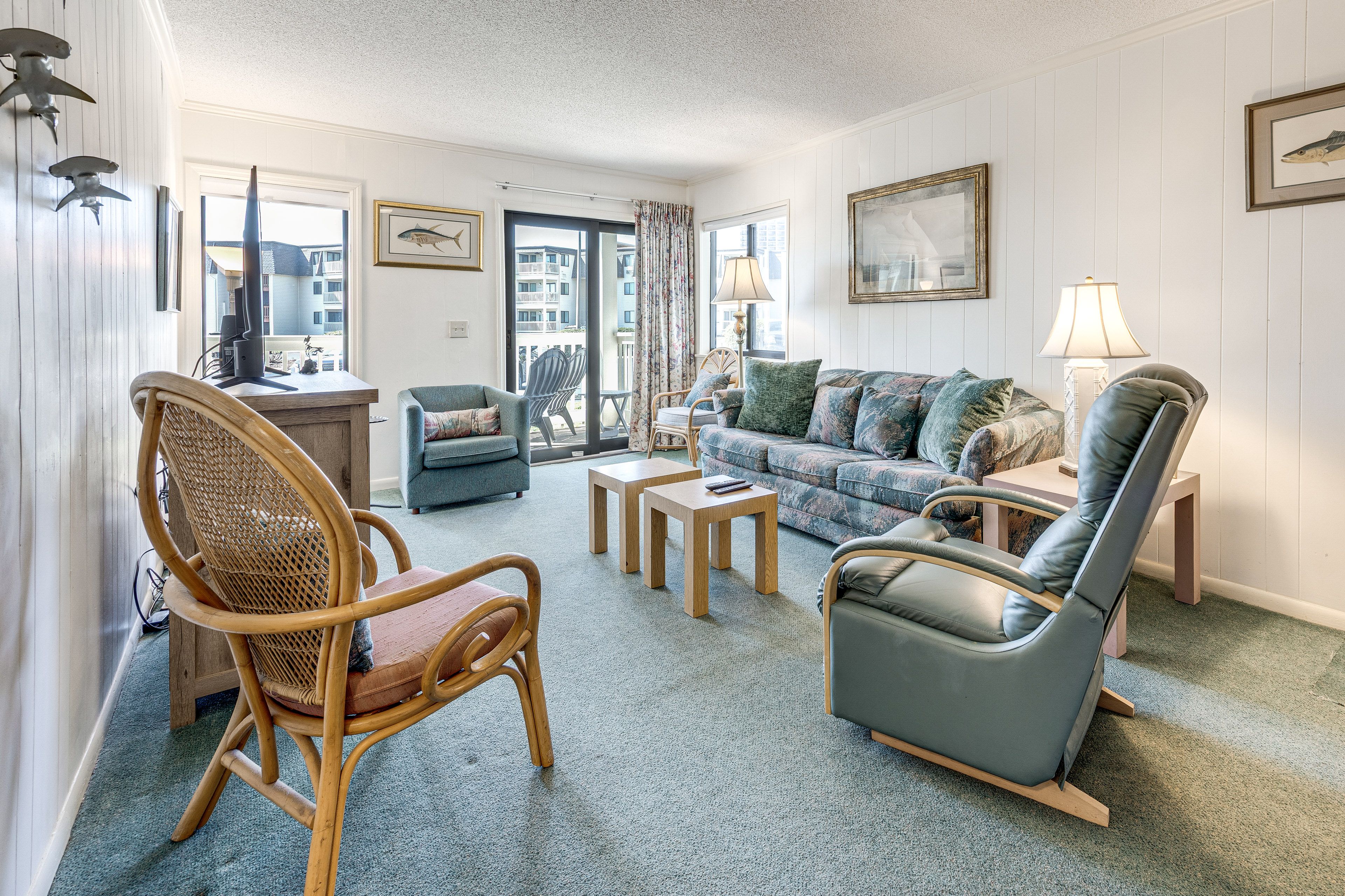 Living Area | Queen Sleeper Sofa