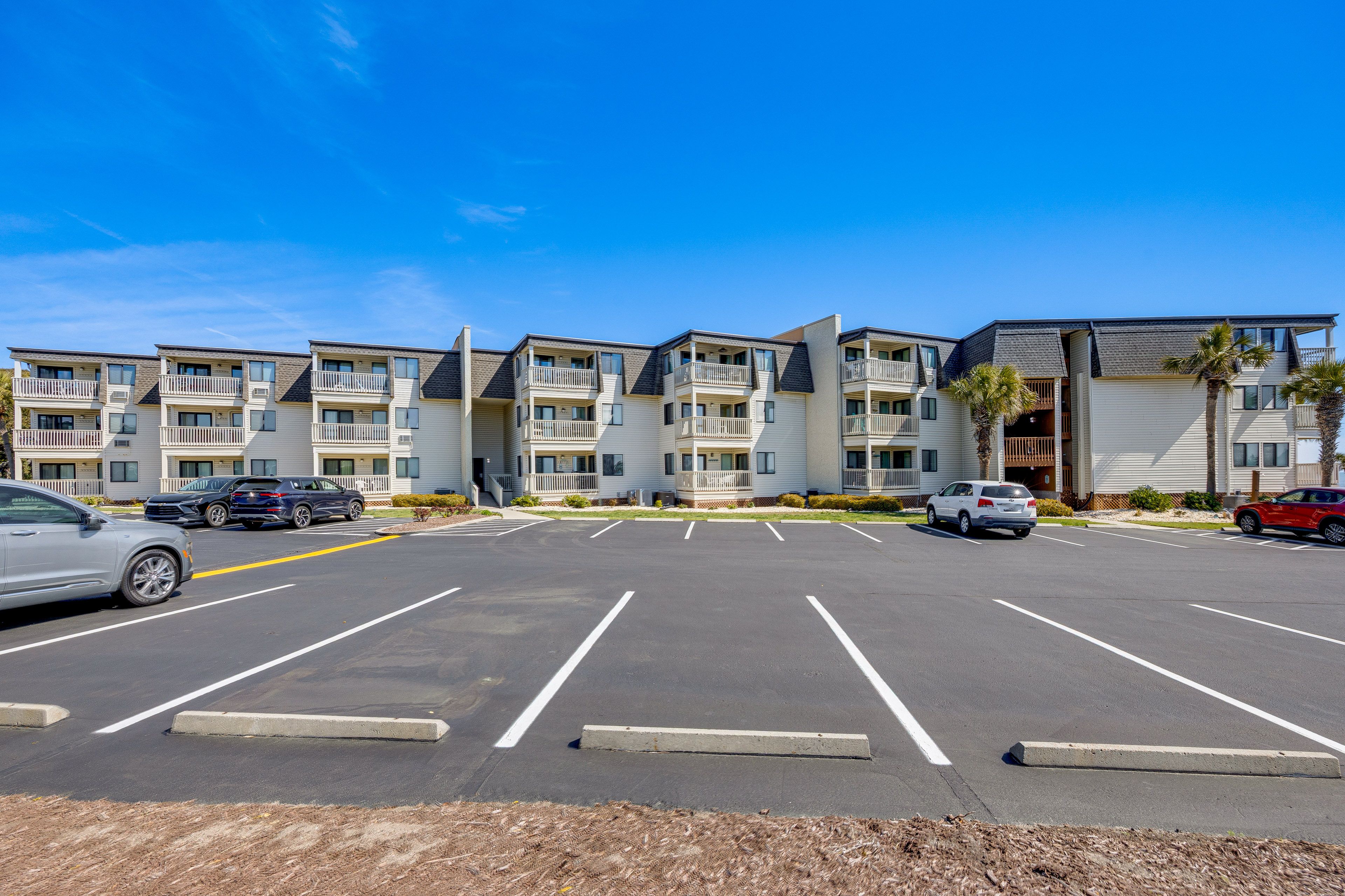 Parking | Community Lot (2 Vehicles)