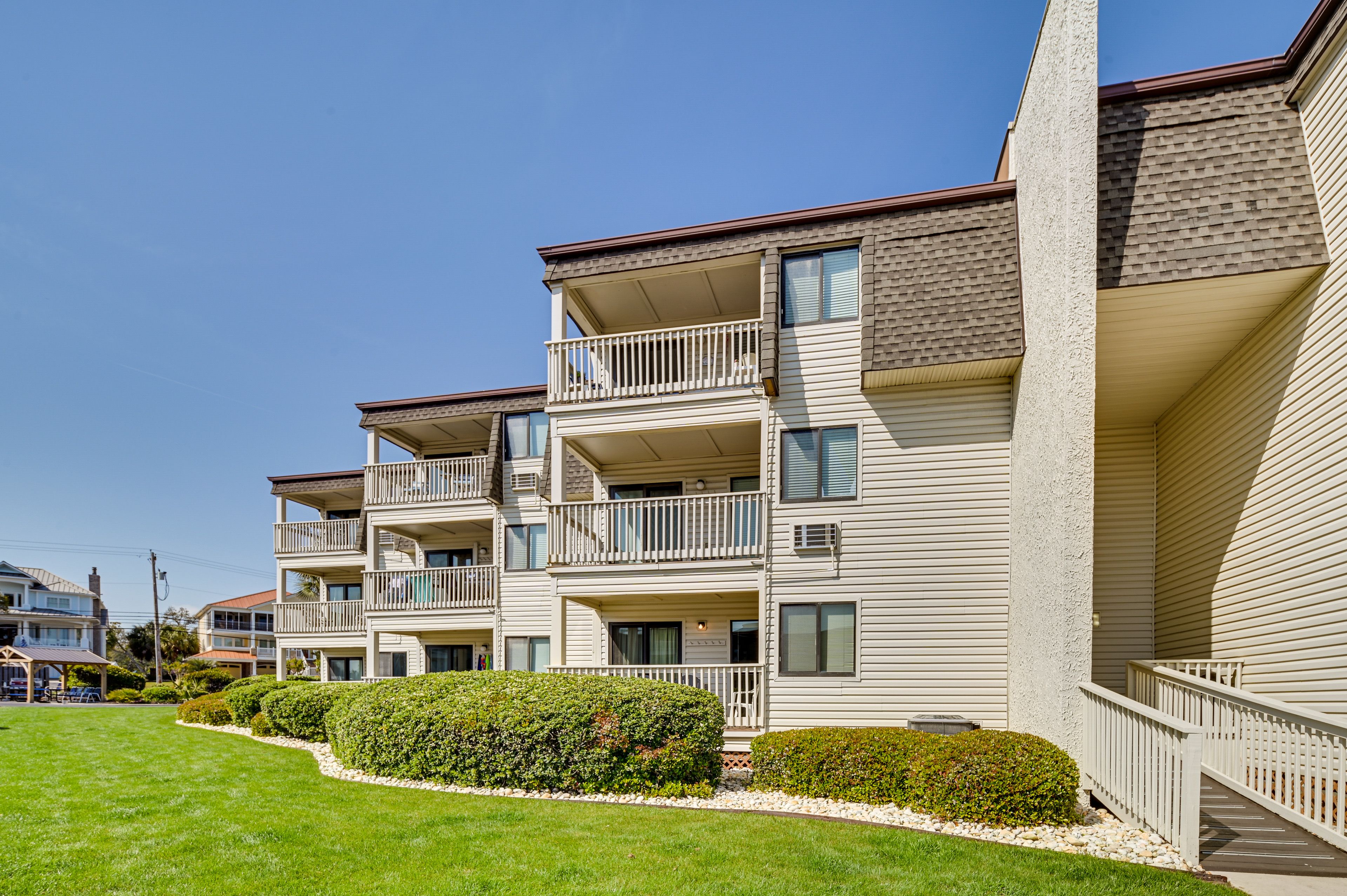 Condo Exterior | Ocean Forest Villas