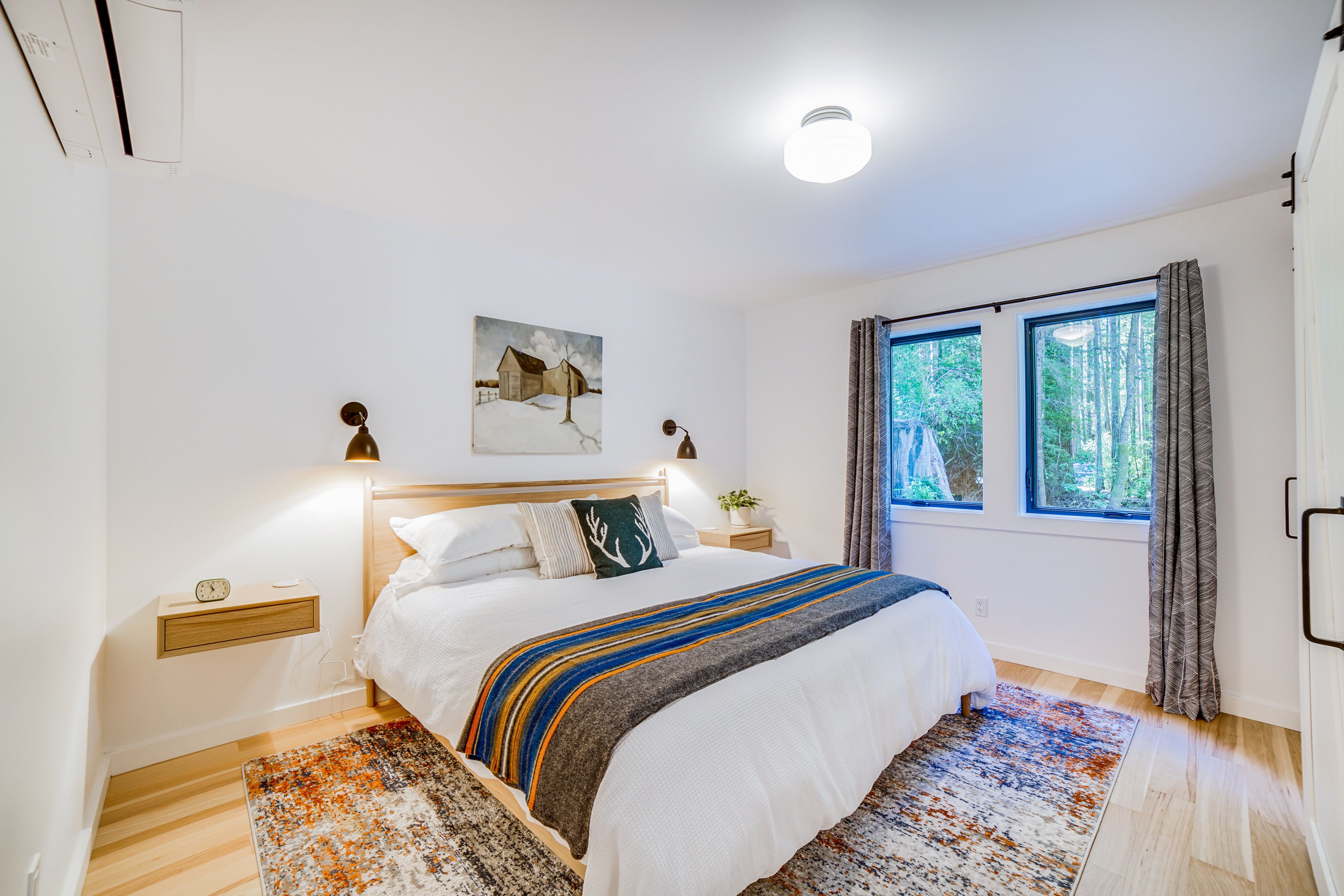 Bedroom | King Bed