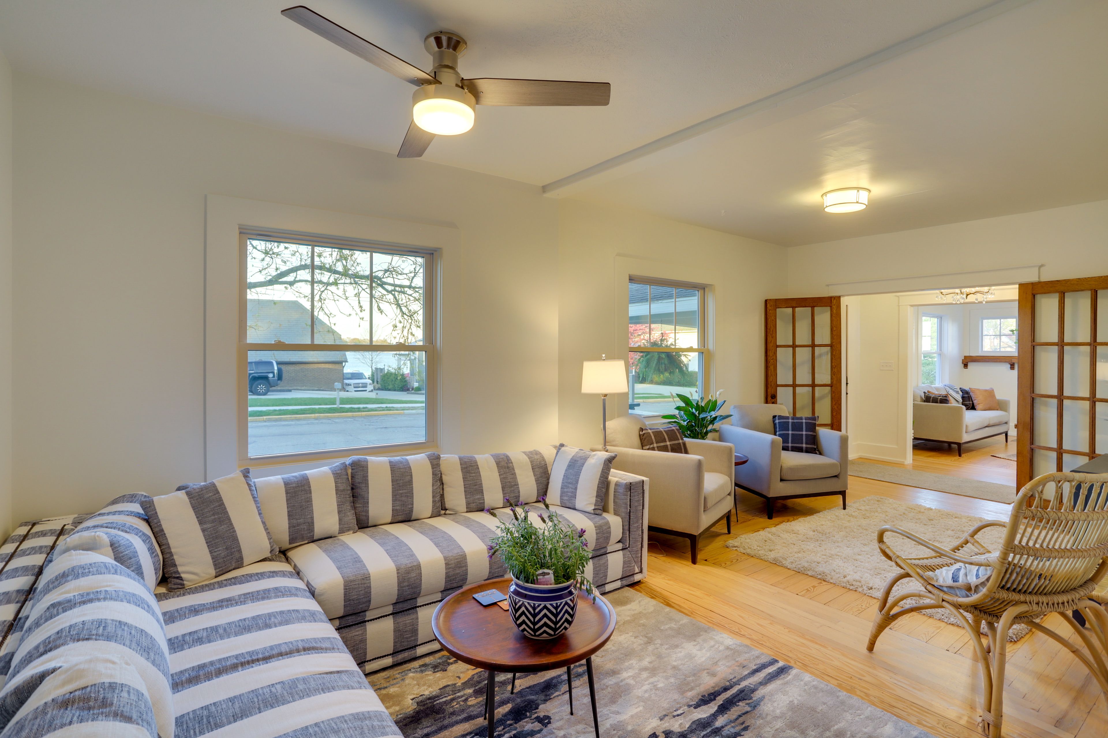 Living Room | Free WiFi | Smart TV | Central A/C