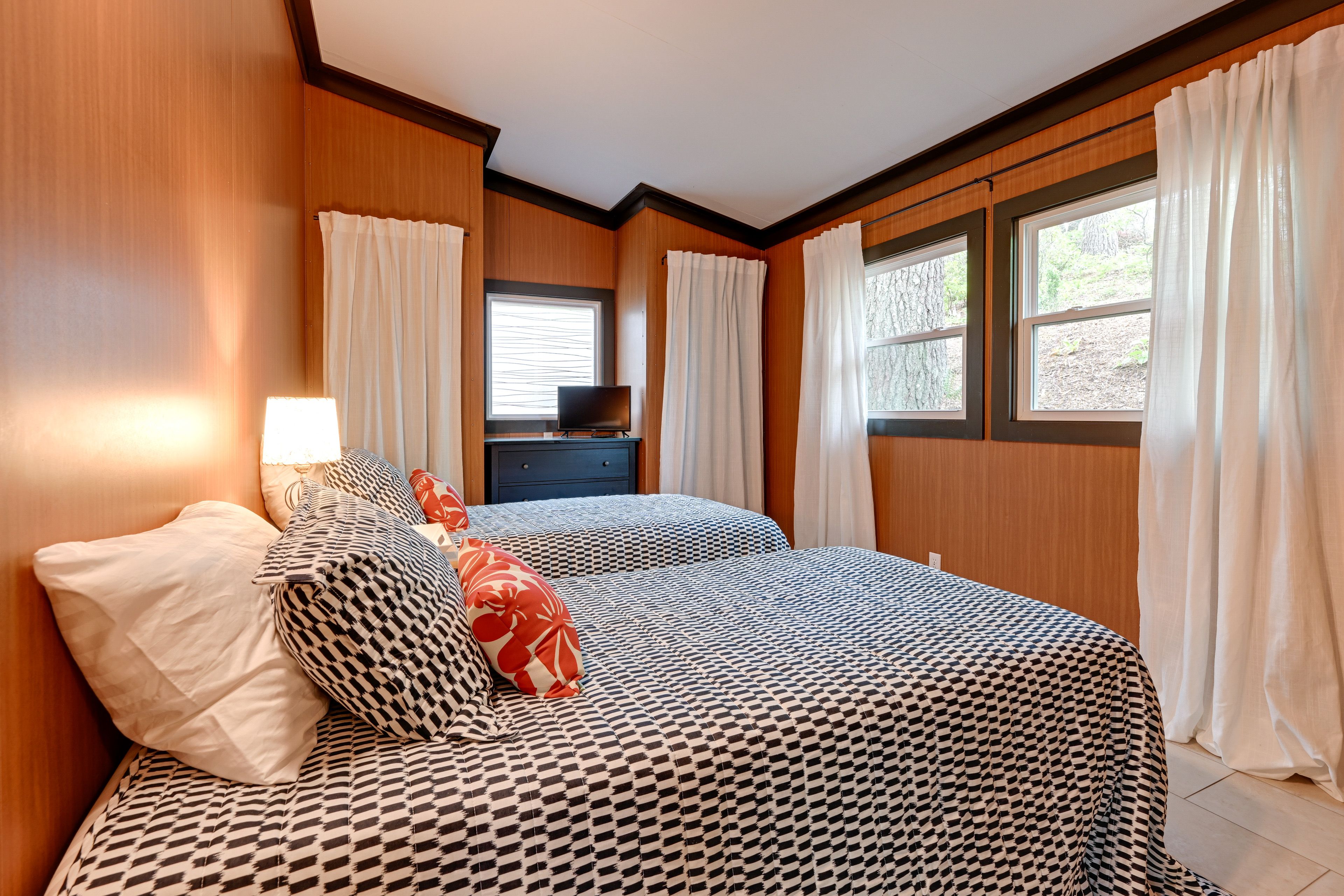 Bedroom 2 | 2 Twin Beds