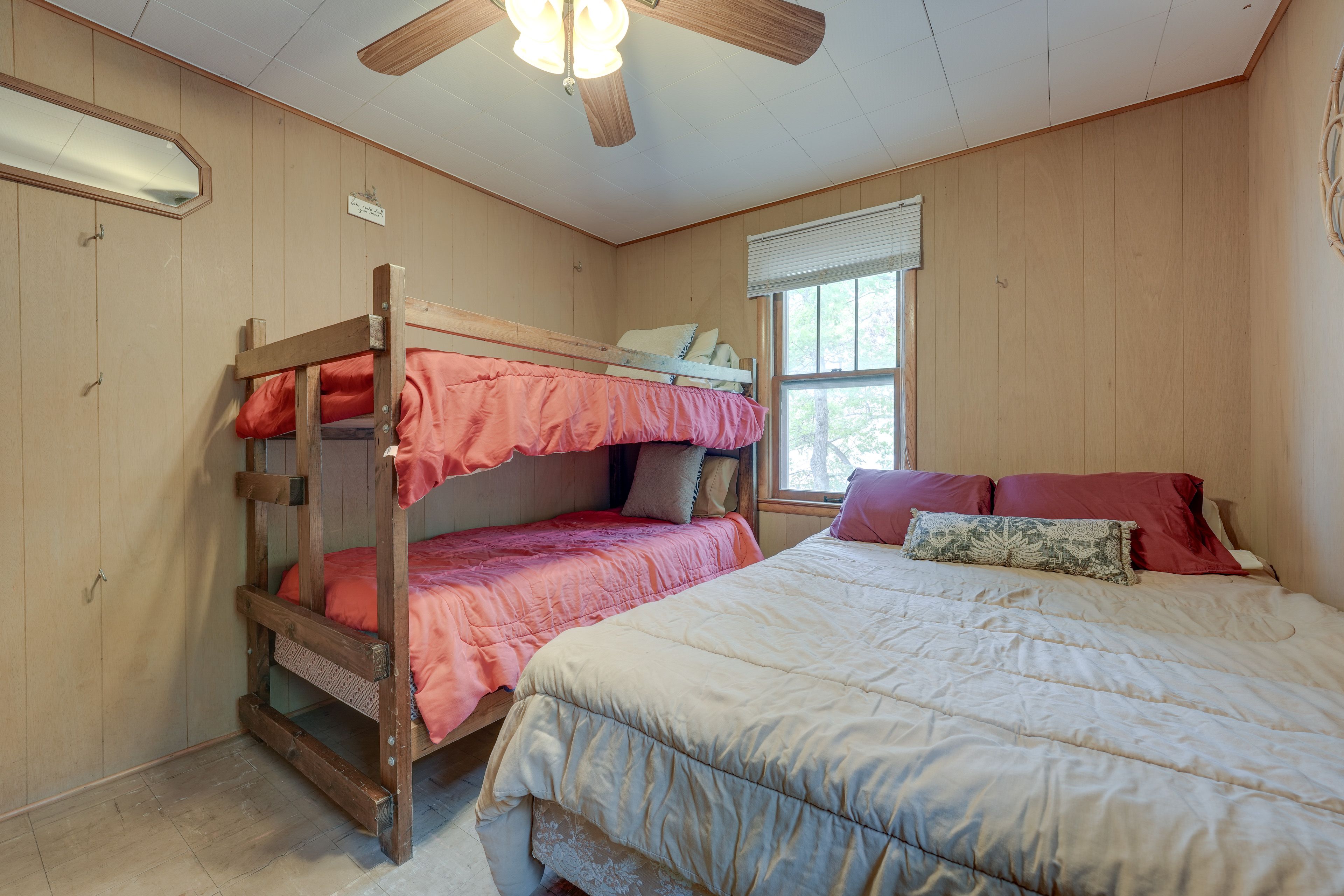 Bedroom 4 | Queen Bed | Twin Bunk Bed