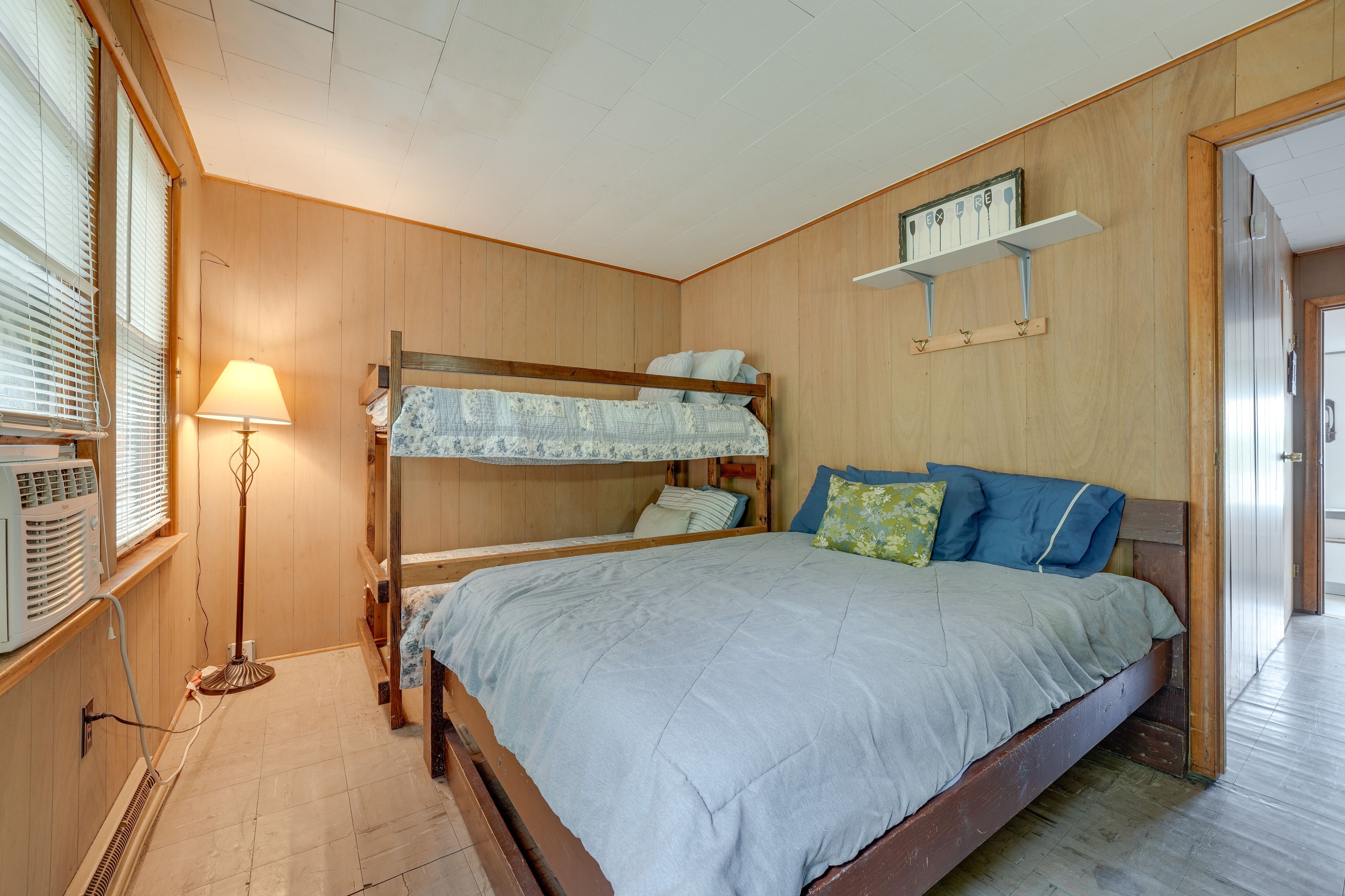 Bedroom 3 | Queen Bed | Twin Bunk Bed