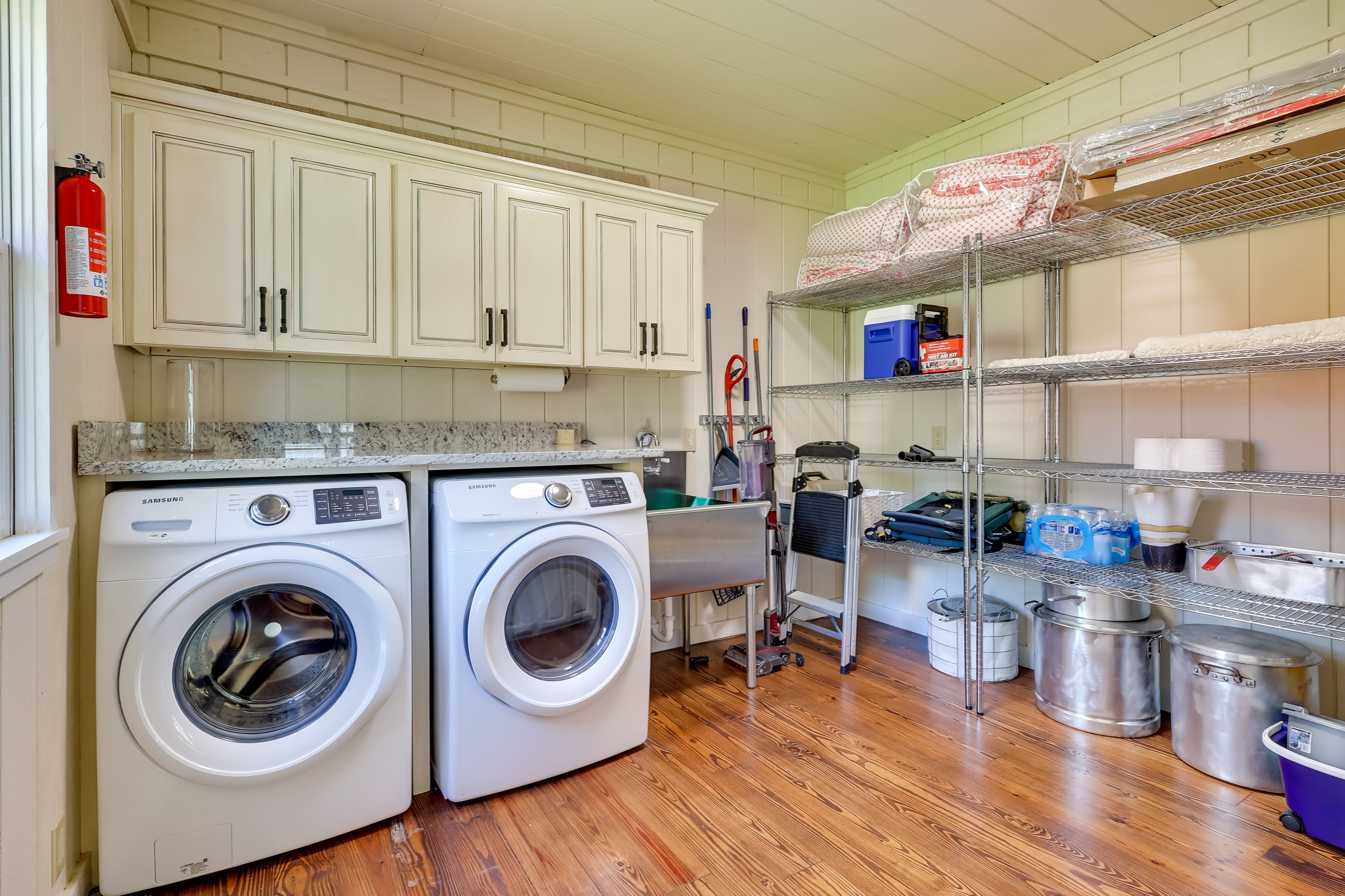 Laundry Area | Washer/Dryer | Hangers | Iron/Board | Trash Bags/Paper Towels
