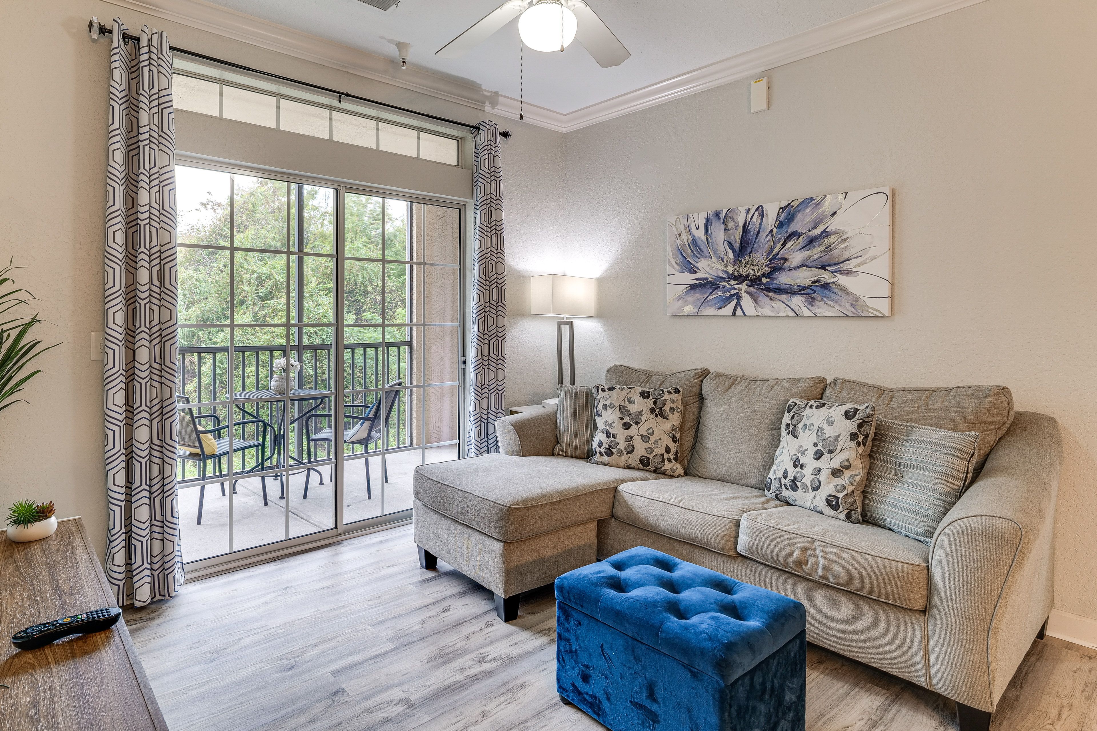 Living Room | Queen Sleeper Sofa | Smart TV