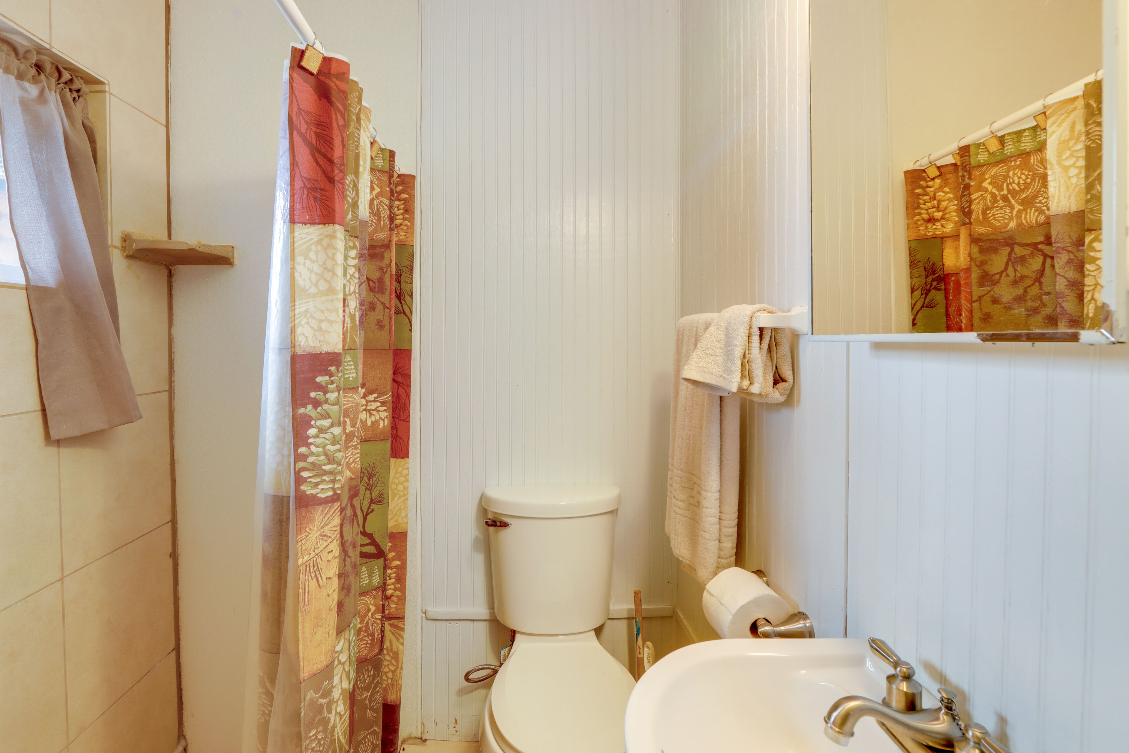 En-Suite Bathroom | Access via Bedroom 2