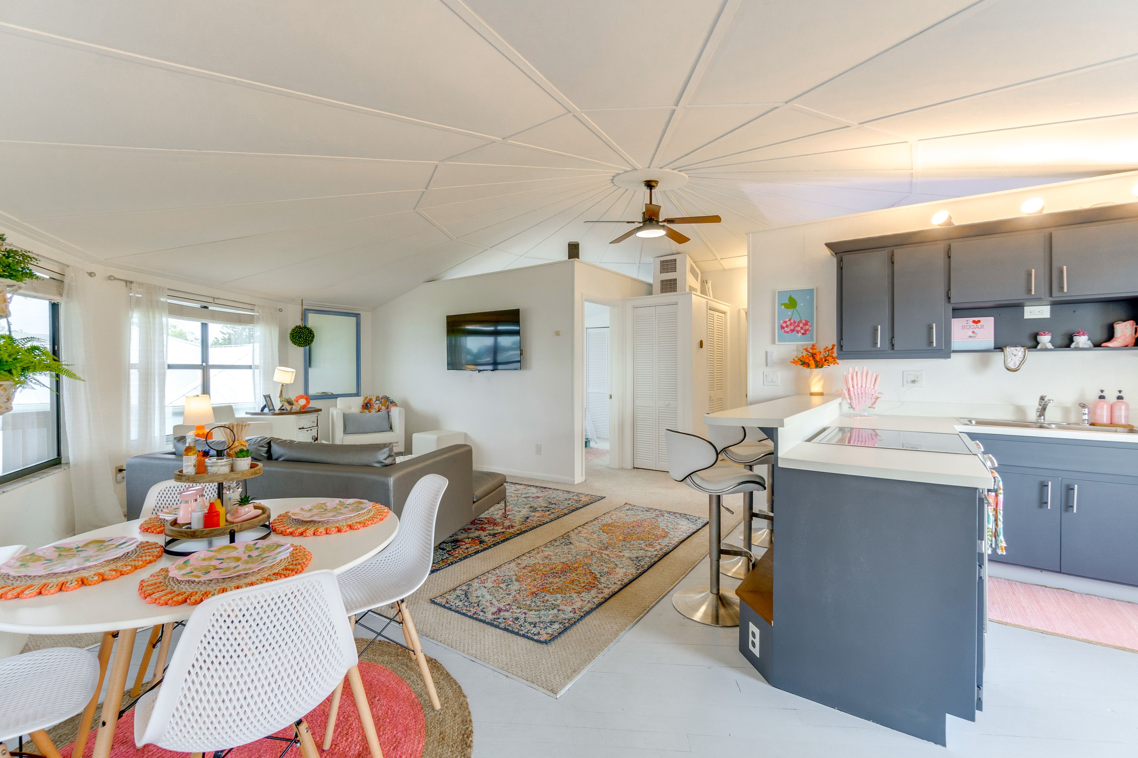 Upstairs Kitchen & Dining Area | 2nd Floor