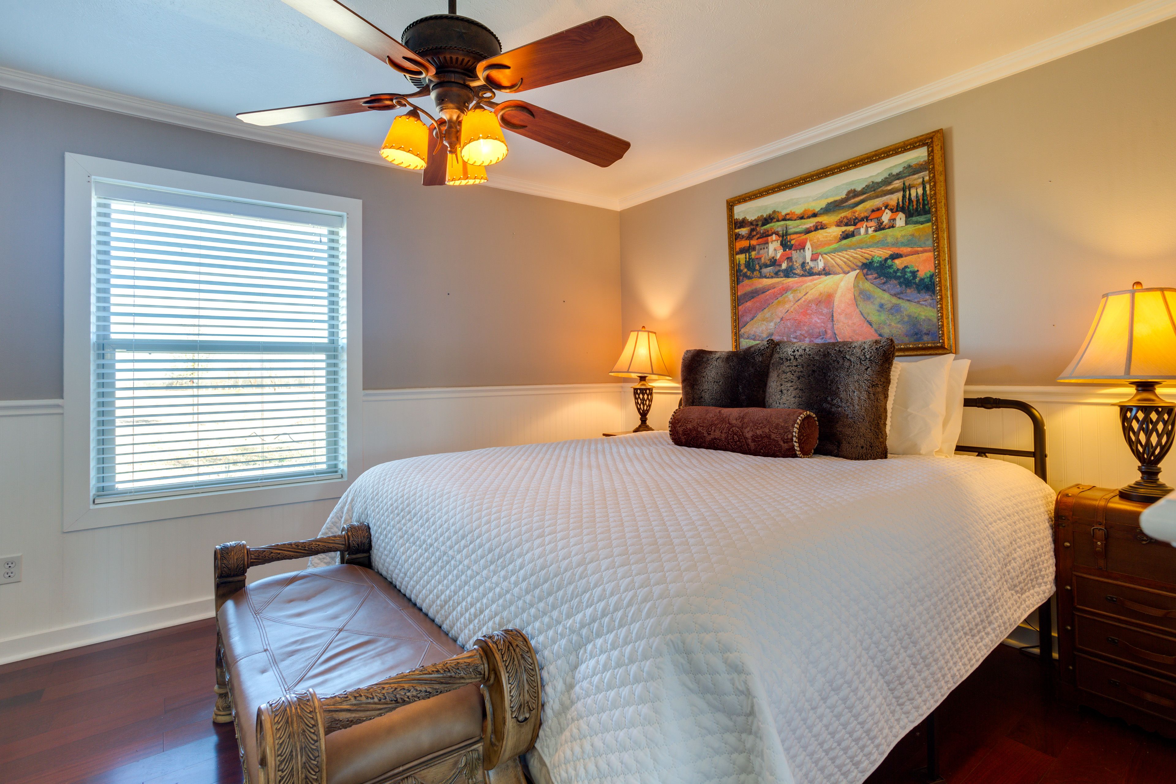 Bedroom 1 | King Bed | Linens Provided