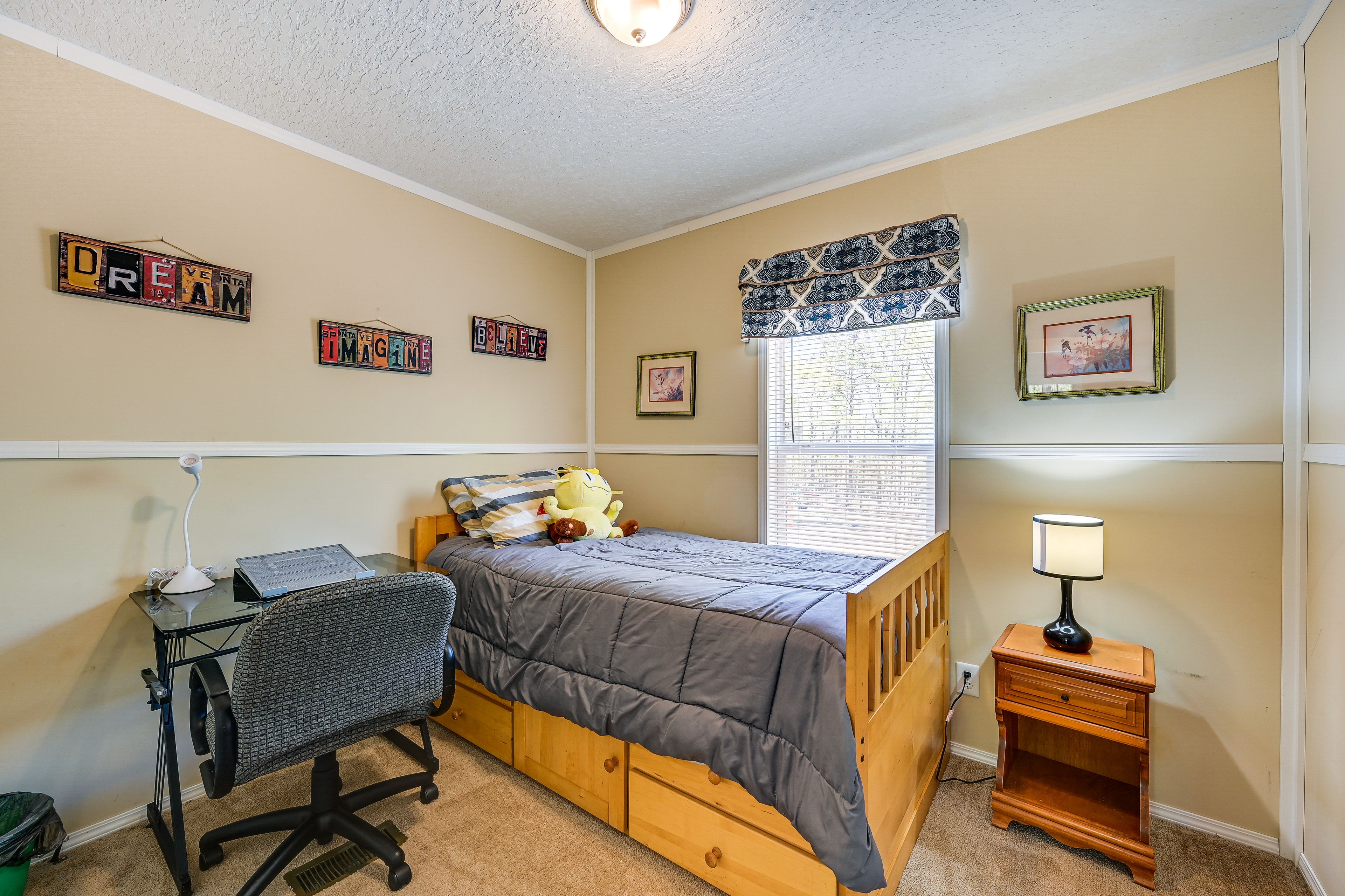 Bedroom 2 | Twin Bed
