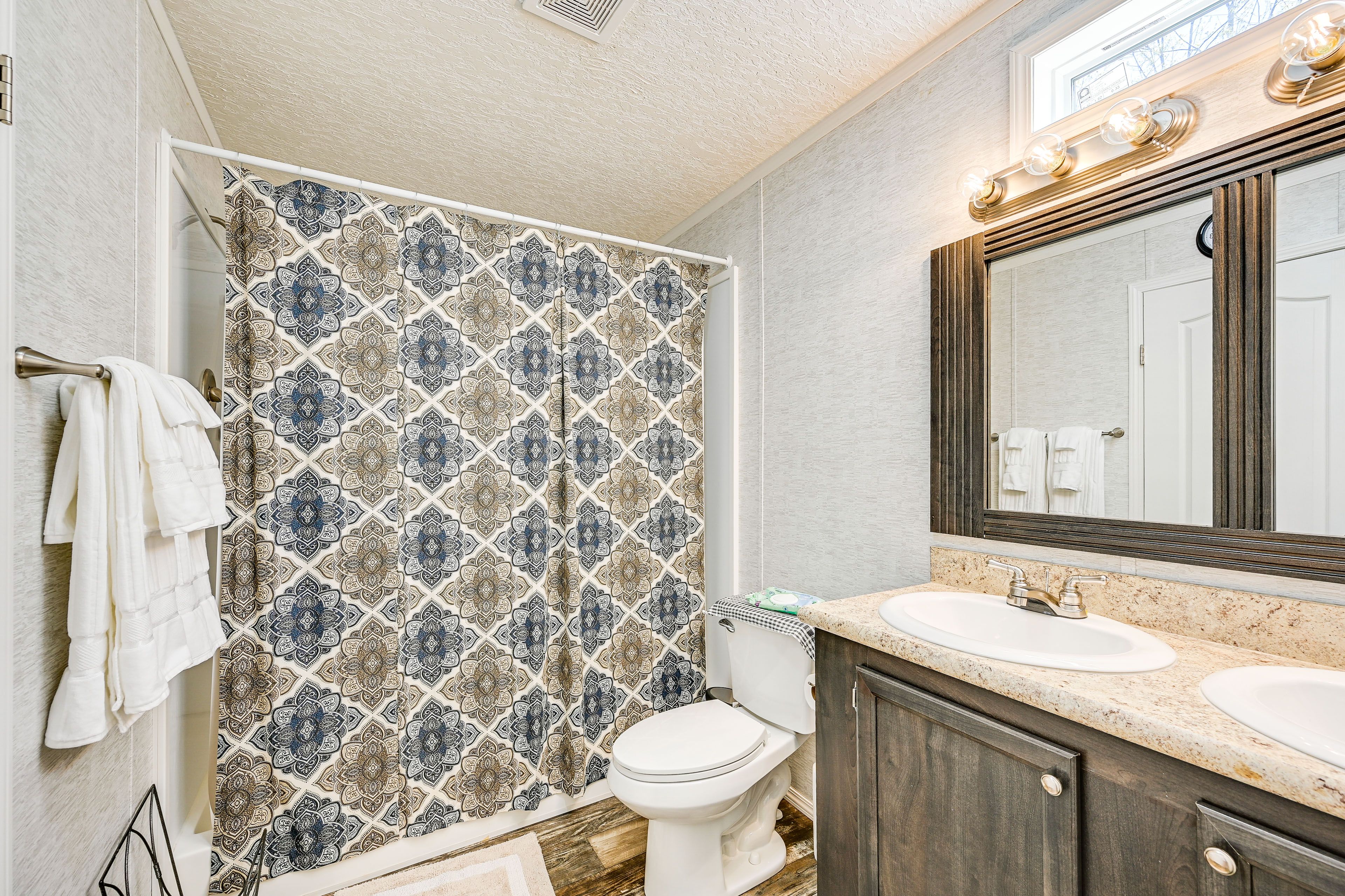 Bathroom | Complimentary Toiletries