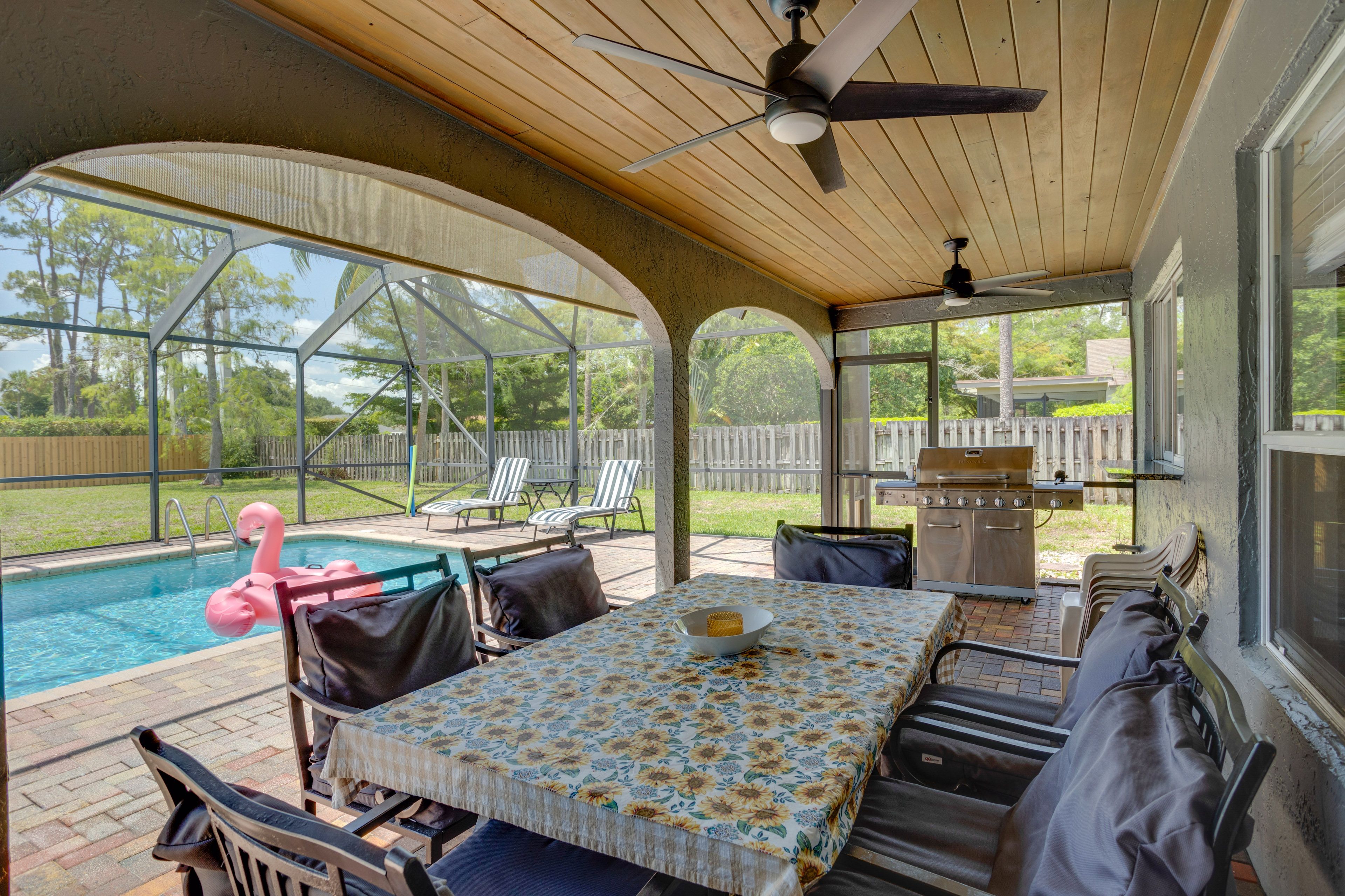 Covered Patio | Outdoor Dining Area | Gas Grill