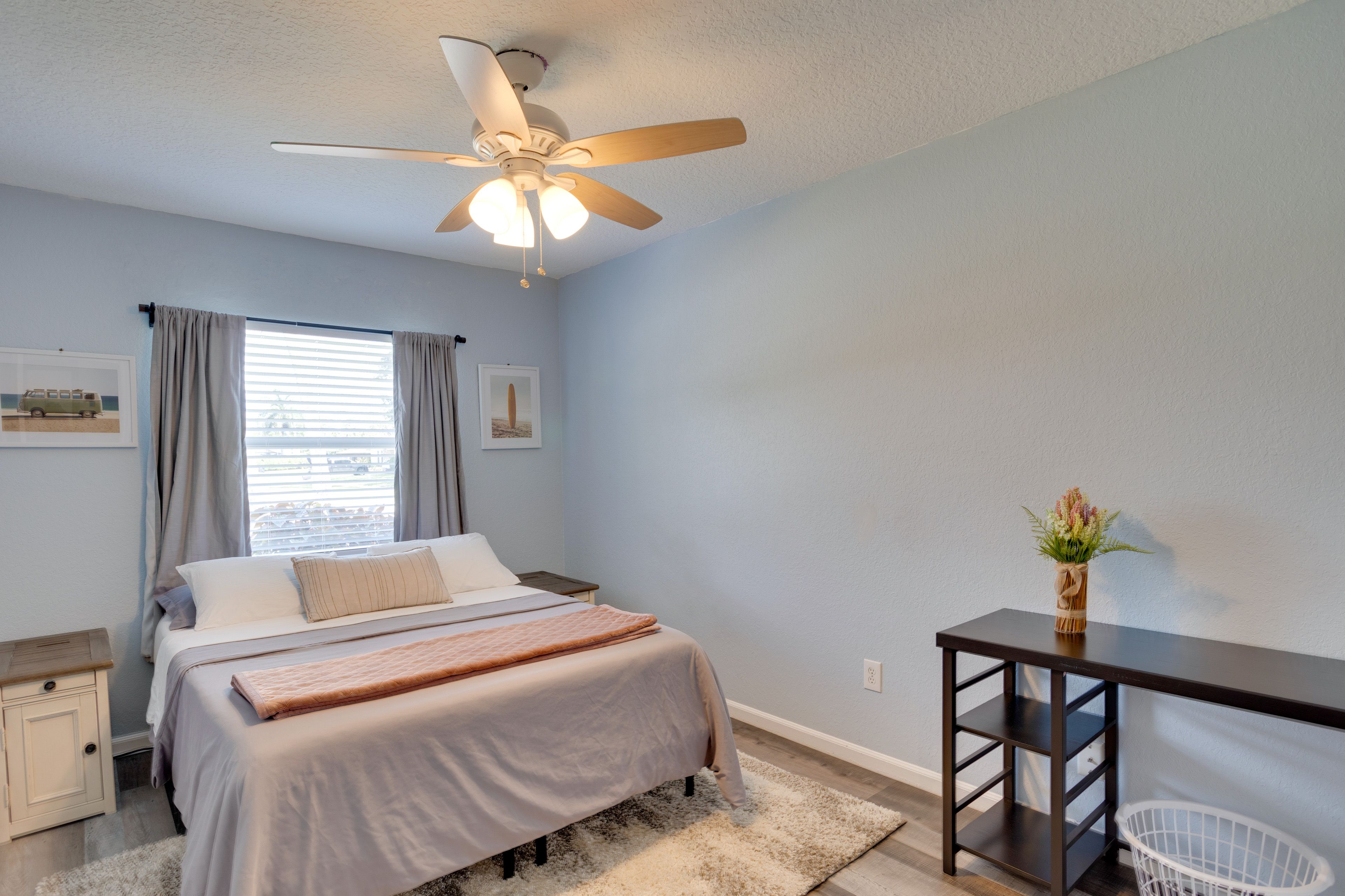 Bedroom 3 | Queen Bed