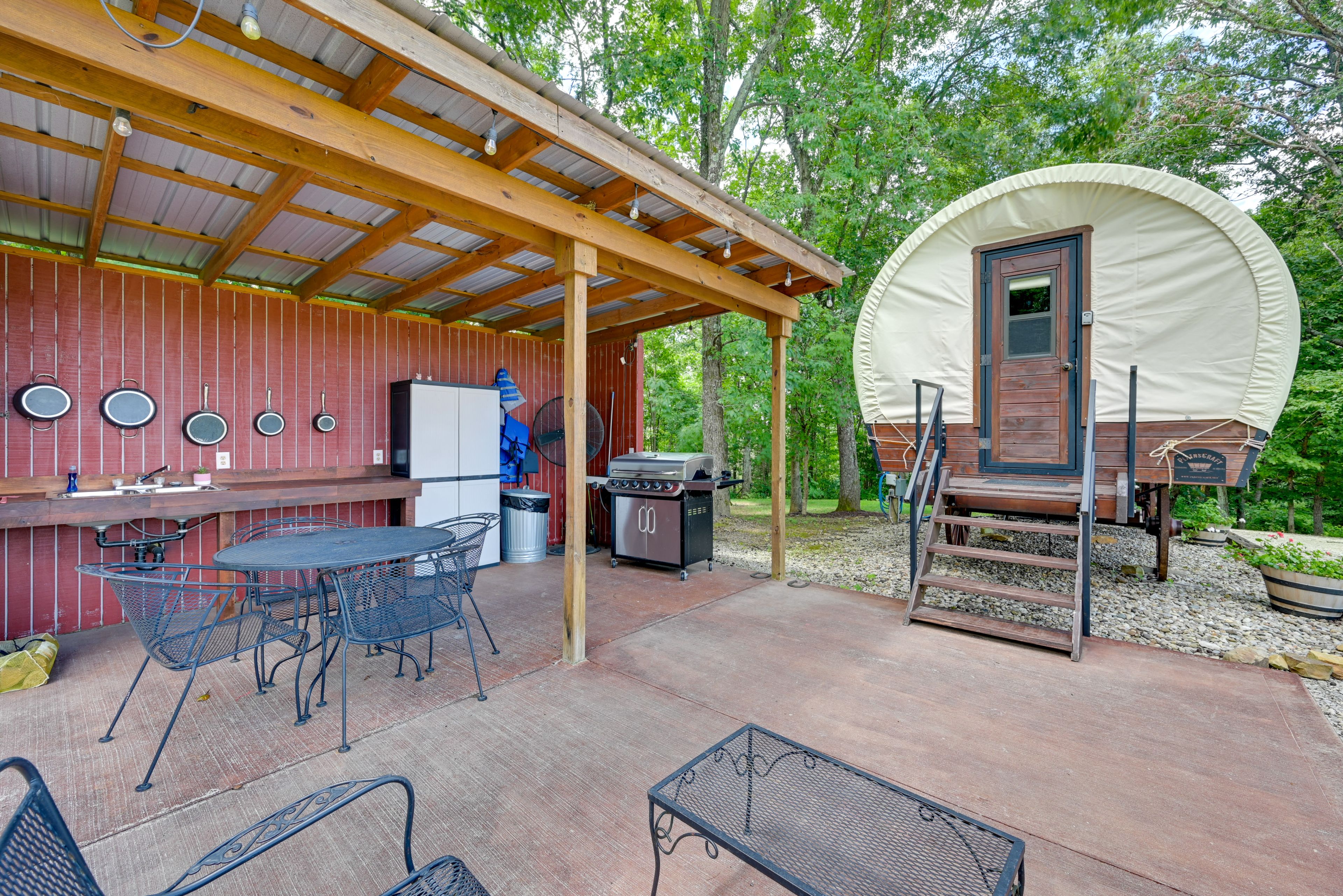 Brownsville Vacation Rental | Studio | 1BA | 320 Sq Ft