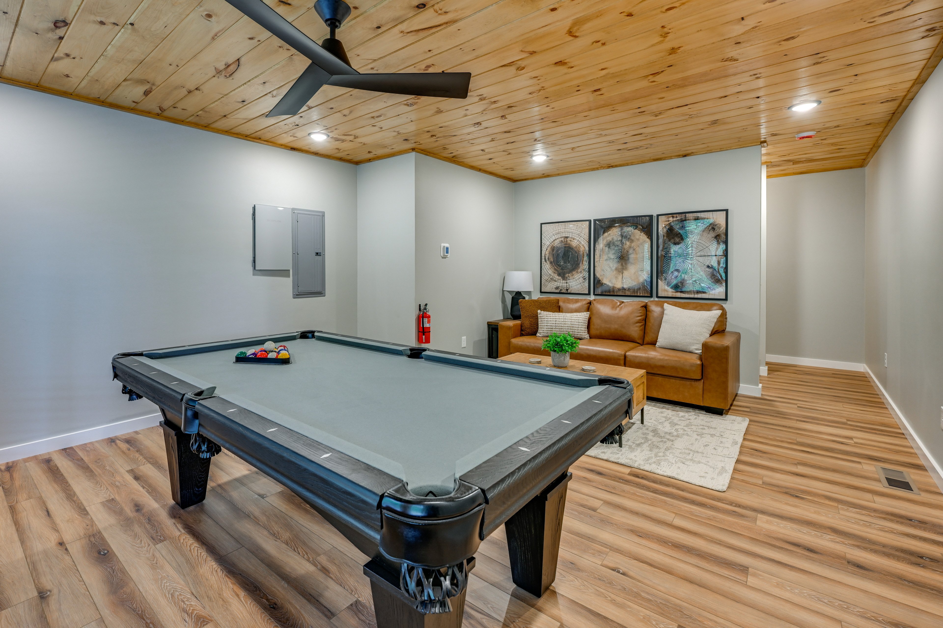 Property Interior | Smart TVs | Pool Table