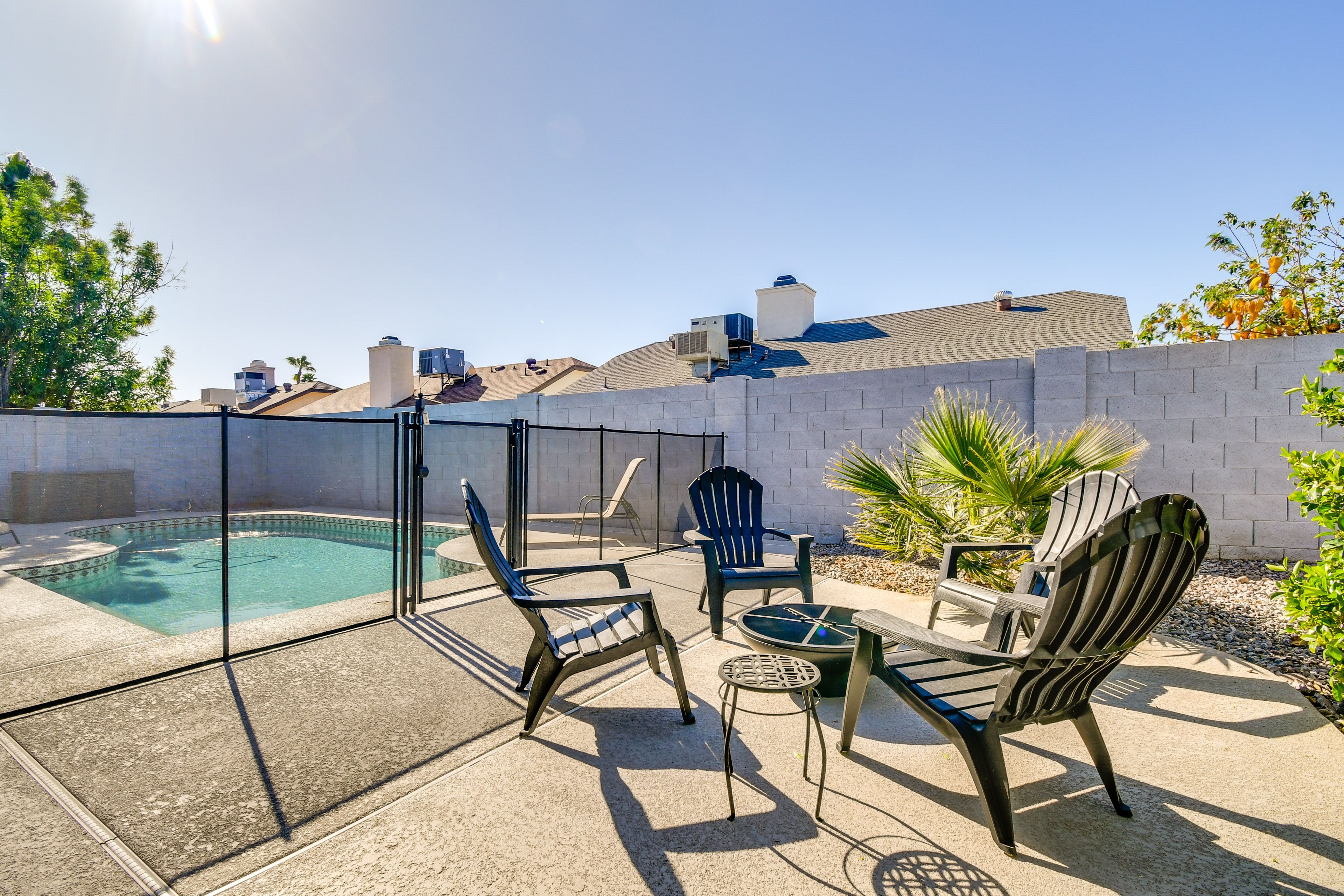 Private Yard | Fire Pit Area
