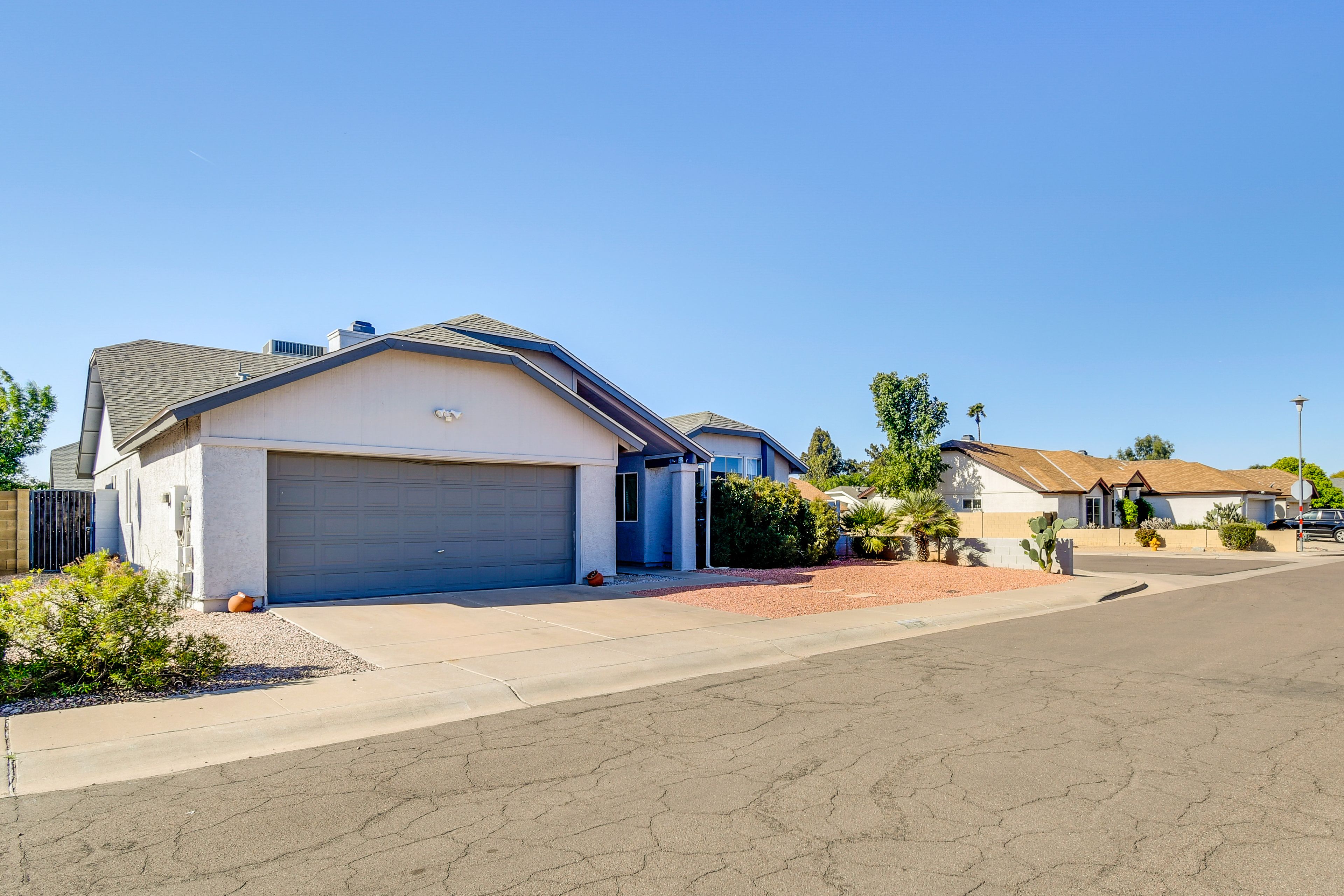 Exterior | Driveway (2 Vehicles) | Garage (2 Vehicles) | Free Street Parking