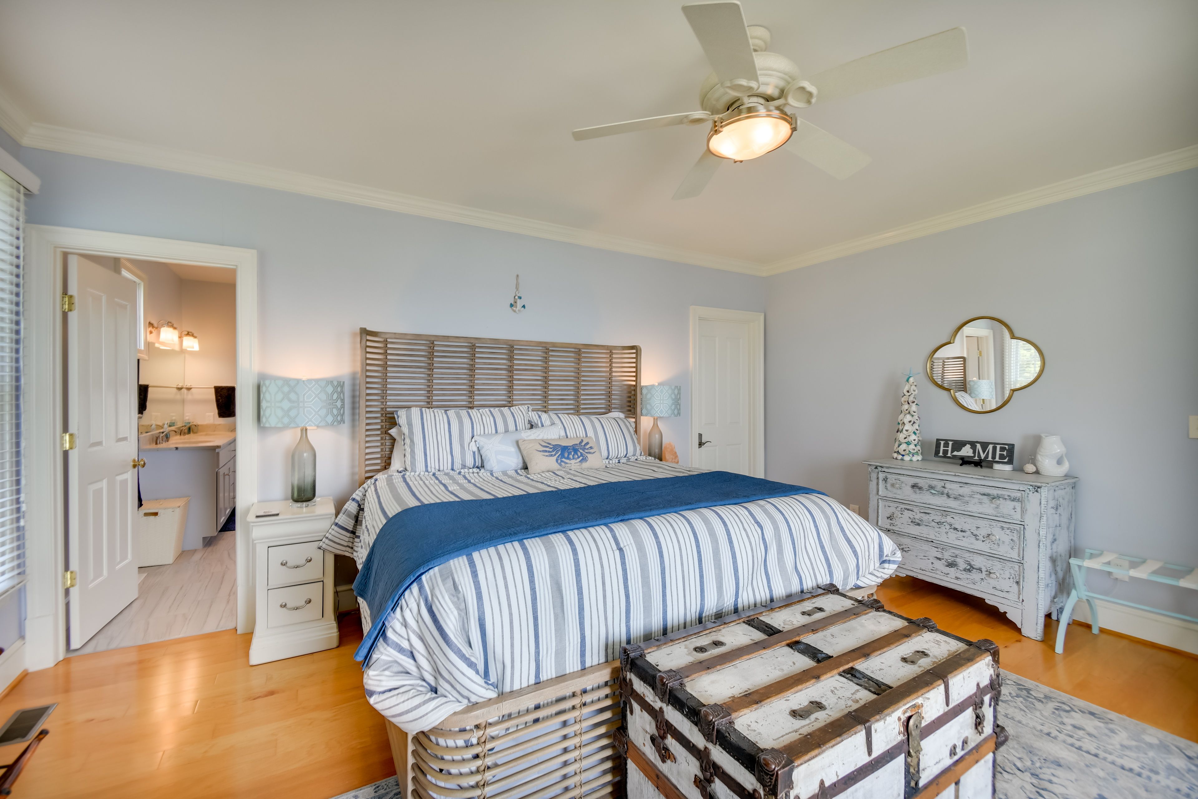 Bedroom 1 | King Bed | Linens Provided