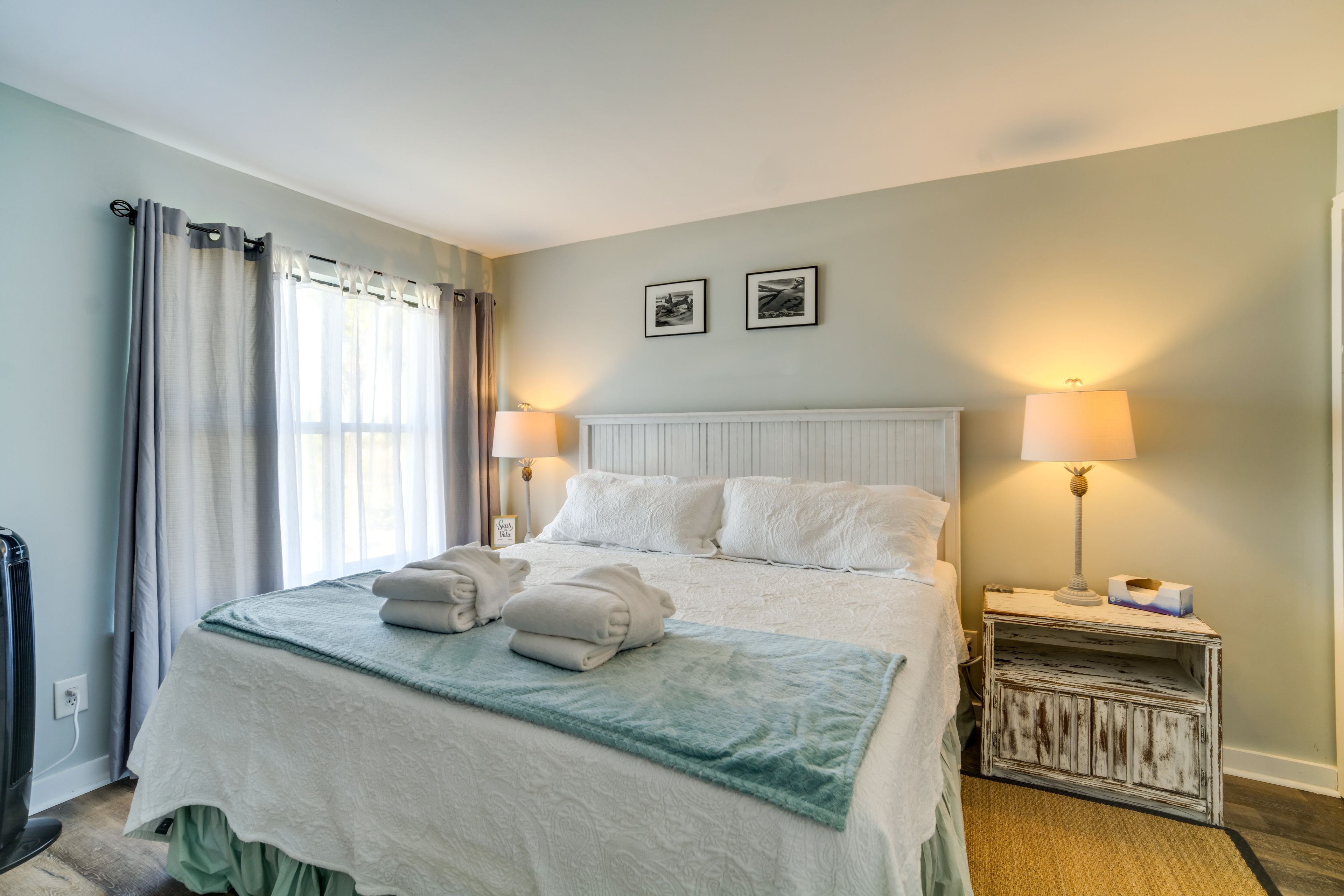 Bedroom 1 | California King Bed | Linens Provided | En-Suite Bathroom